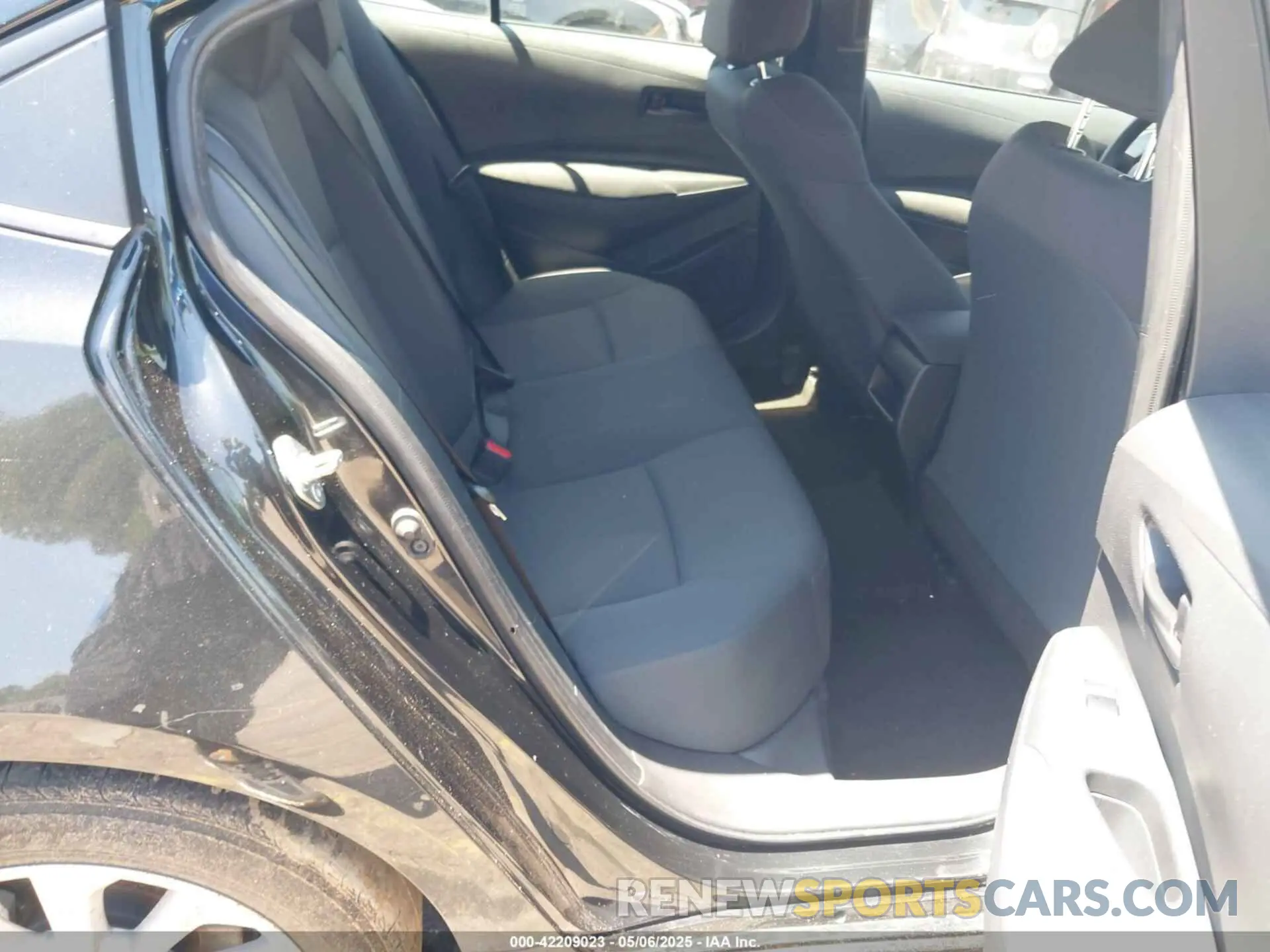 8 Photograph of a damaged car JTDVPMAEXNJ214613 TOYOTA COROLLA 2022