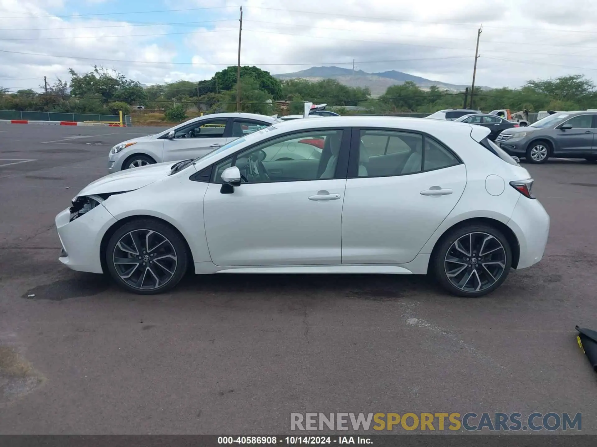 14 Photograph of a damaged car JTNC4MBE2N3158150 TOYOTA COROLLA 2022