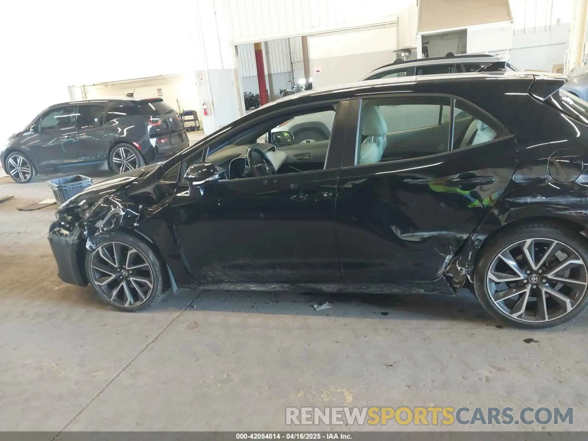 14 Photograph of a damaged car JTNC4MBE5N3166744 TOYOTA COROLLA 2022