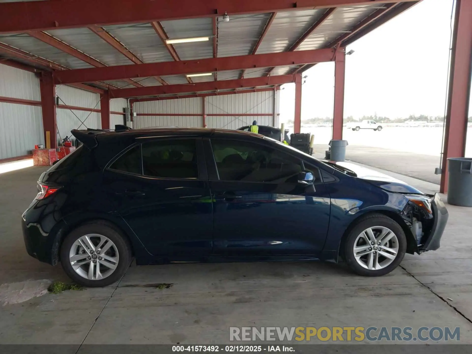 14 Photograph of a damaged car JTND4MBE1N3165370 TOYOTA COROLLA 2022