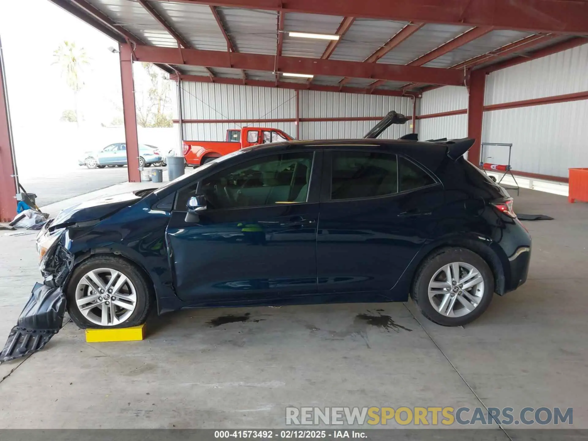 15 Photograph of a damaged car JTND4MBE1N3165370 TOYOTA COROLLA 2022