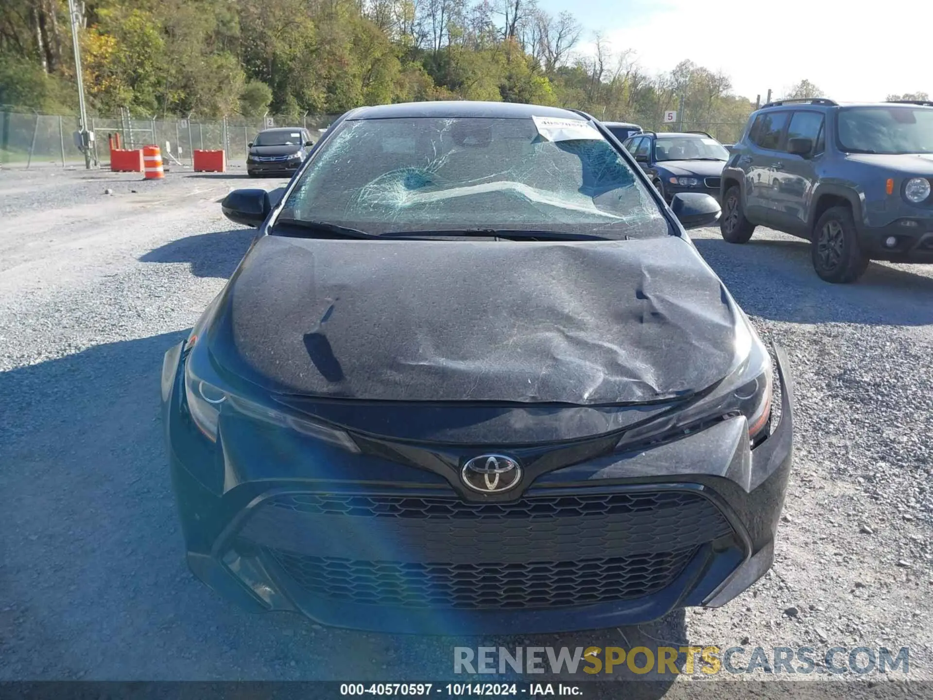 12 Photograph of a damaged car JTND4MBE2N3182372 TOYOTA COROLLA 2022