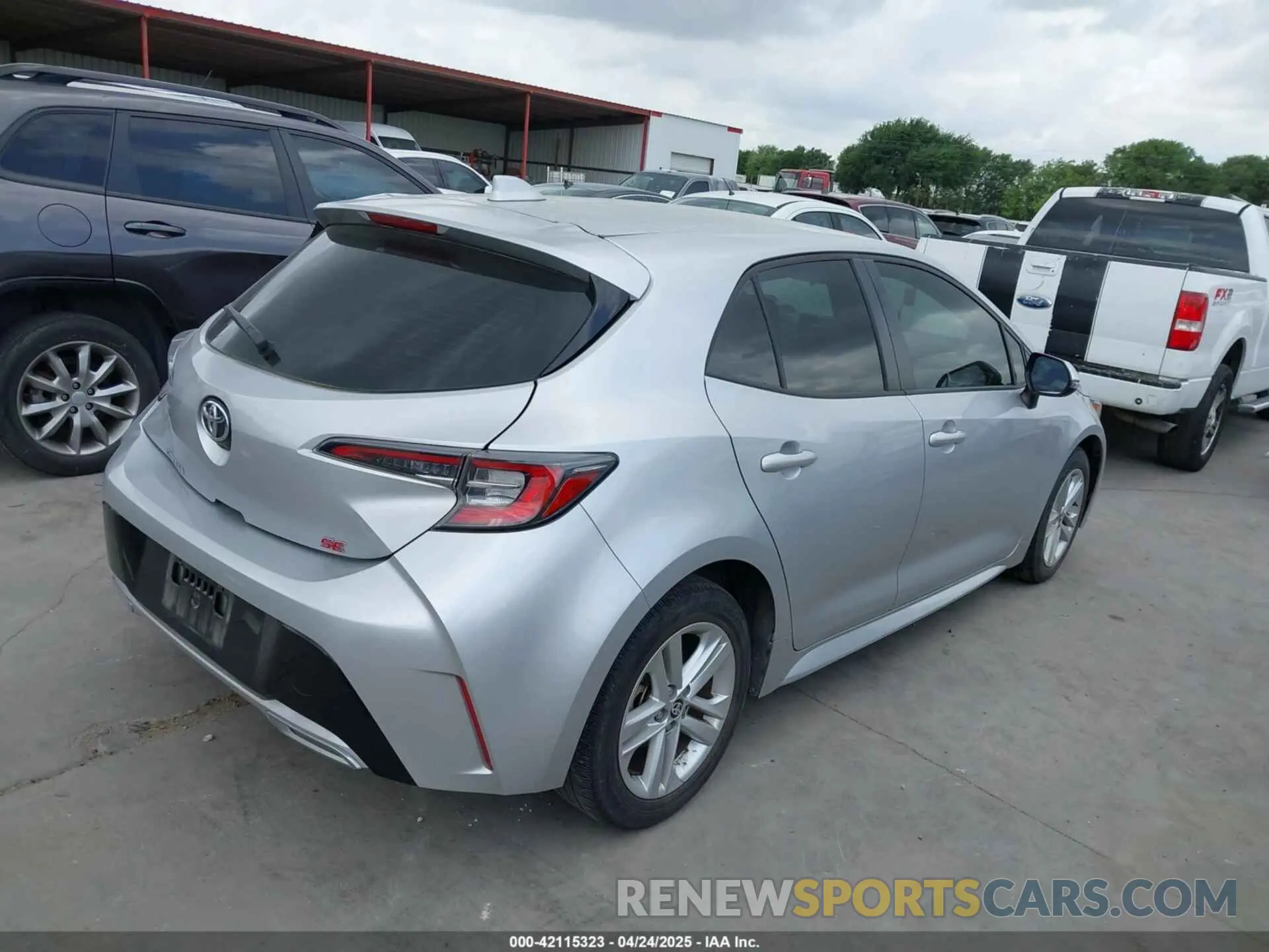 4 Photograph of a damaged car JTND4MBE4N3153004 TOYOTA COROLLA 2022