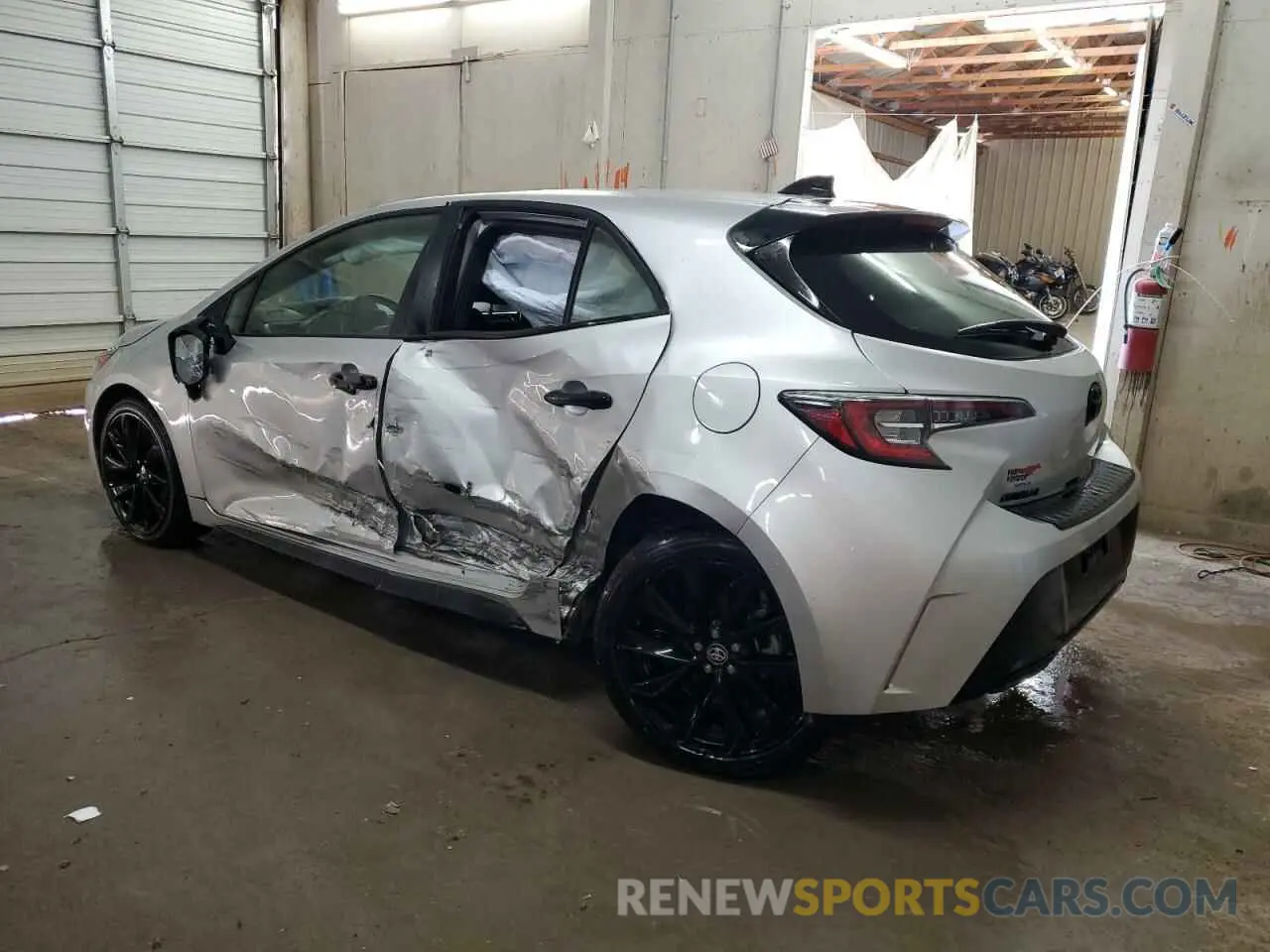 2 Photograph of a damaged car JTND4MBE4N3169638 TOYOTA COROLLA 2022