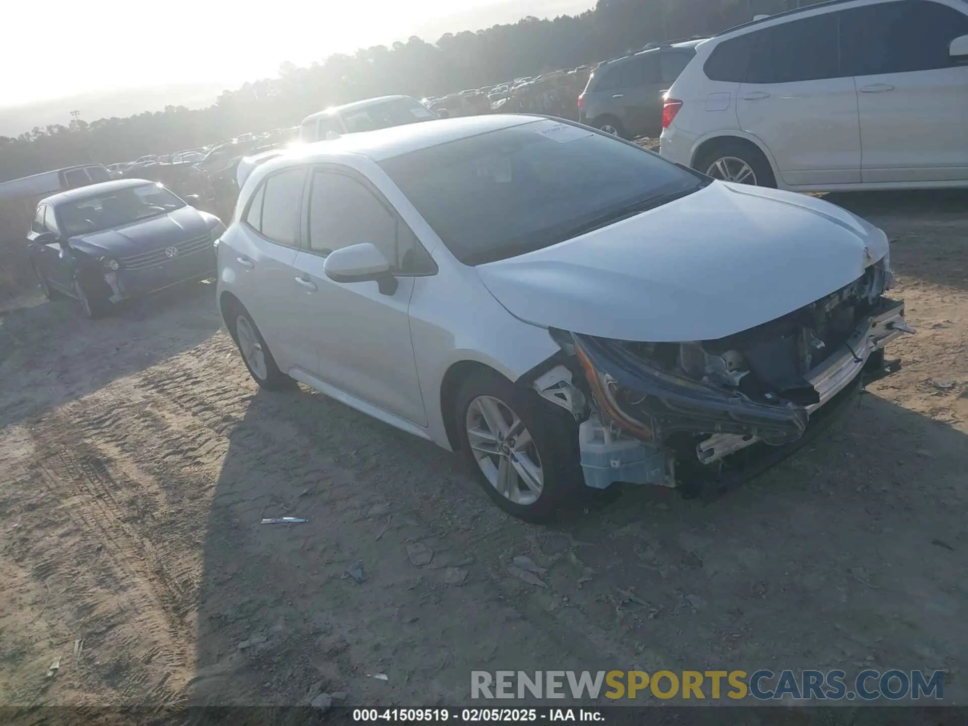 1 Photograph of a damaged car JTND4MBE4N3174161 TOYOTA COROLLA 2022