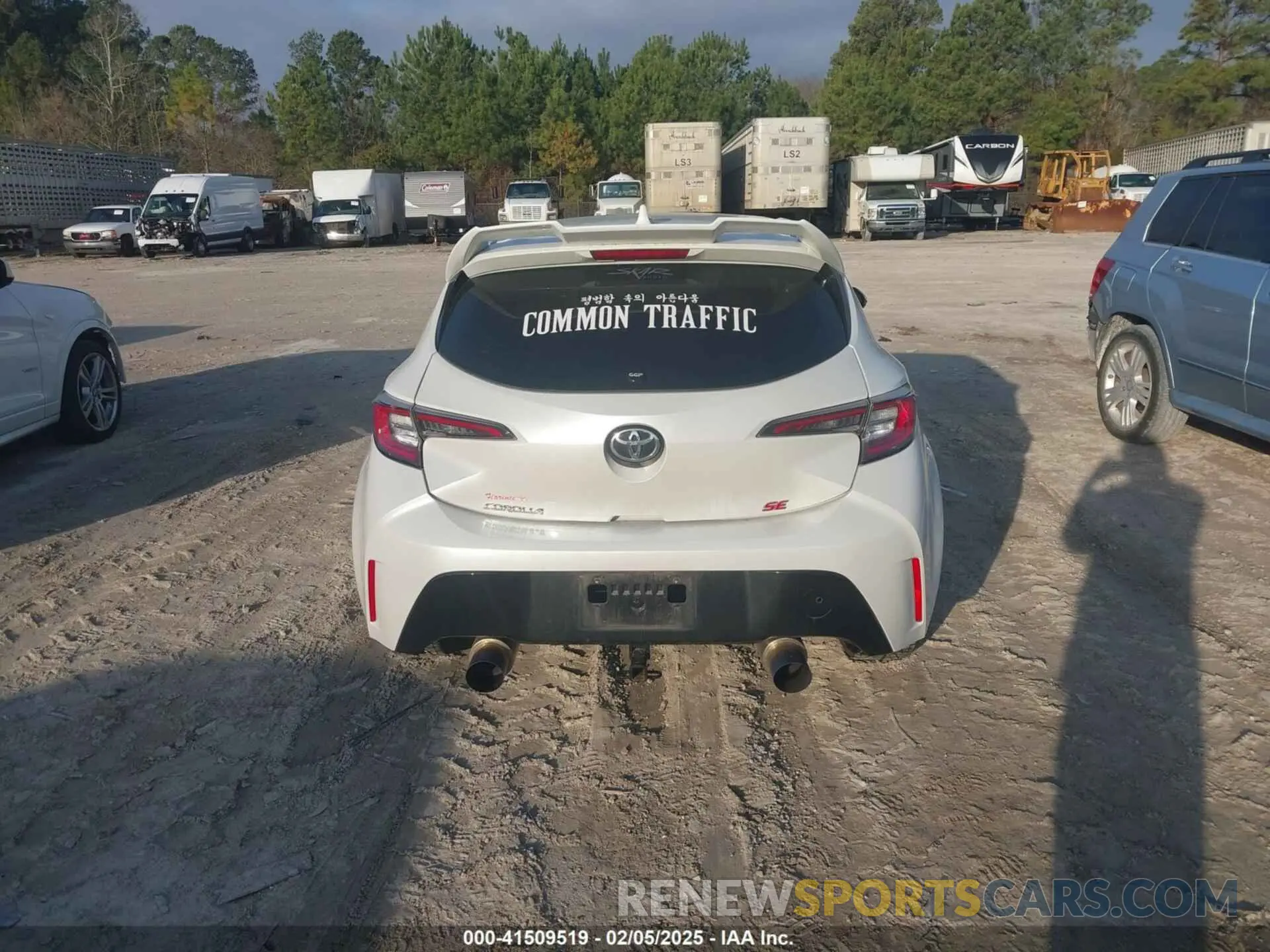 17 Photograph of a damaged car JTND4MBE4N3174161 TOYOTA COROLLA 2022