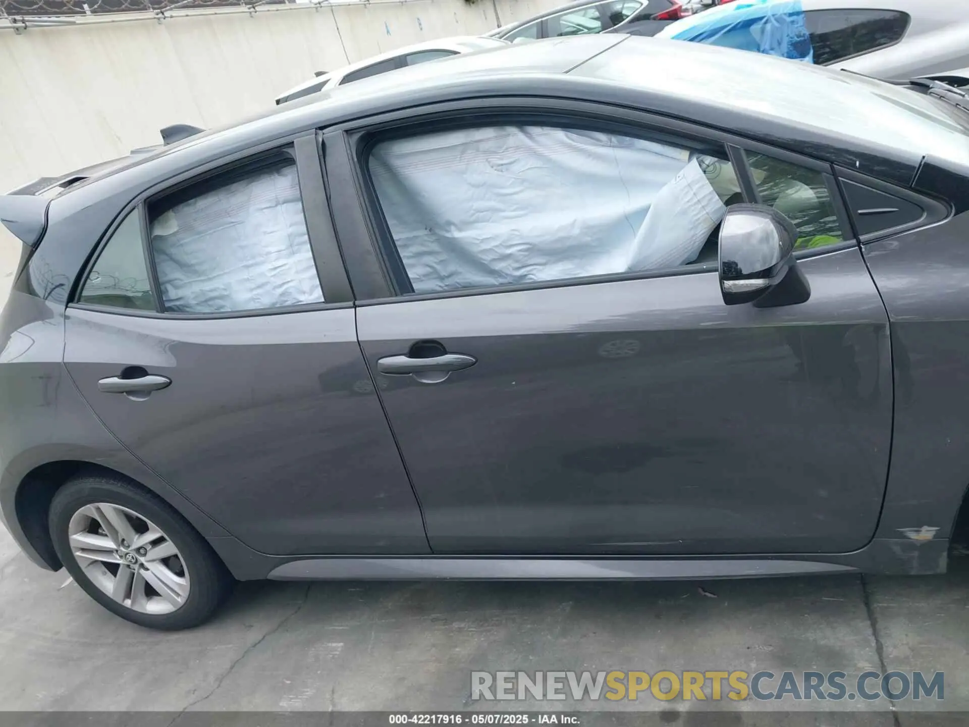 14 Photograph of a damaged car JTND4MBE5N3157532 TOYOTA COROLLA 2022