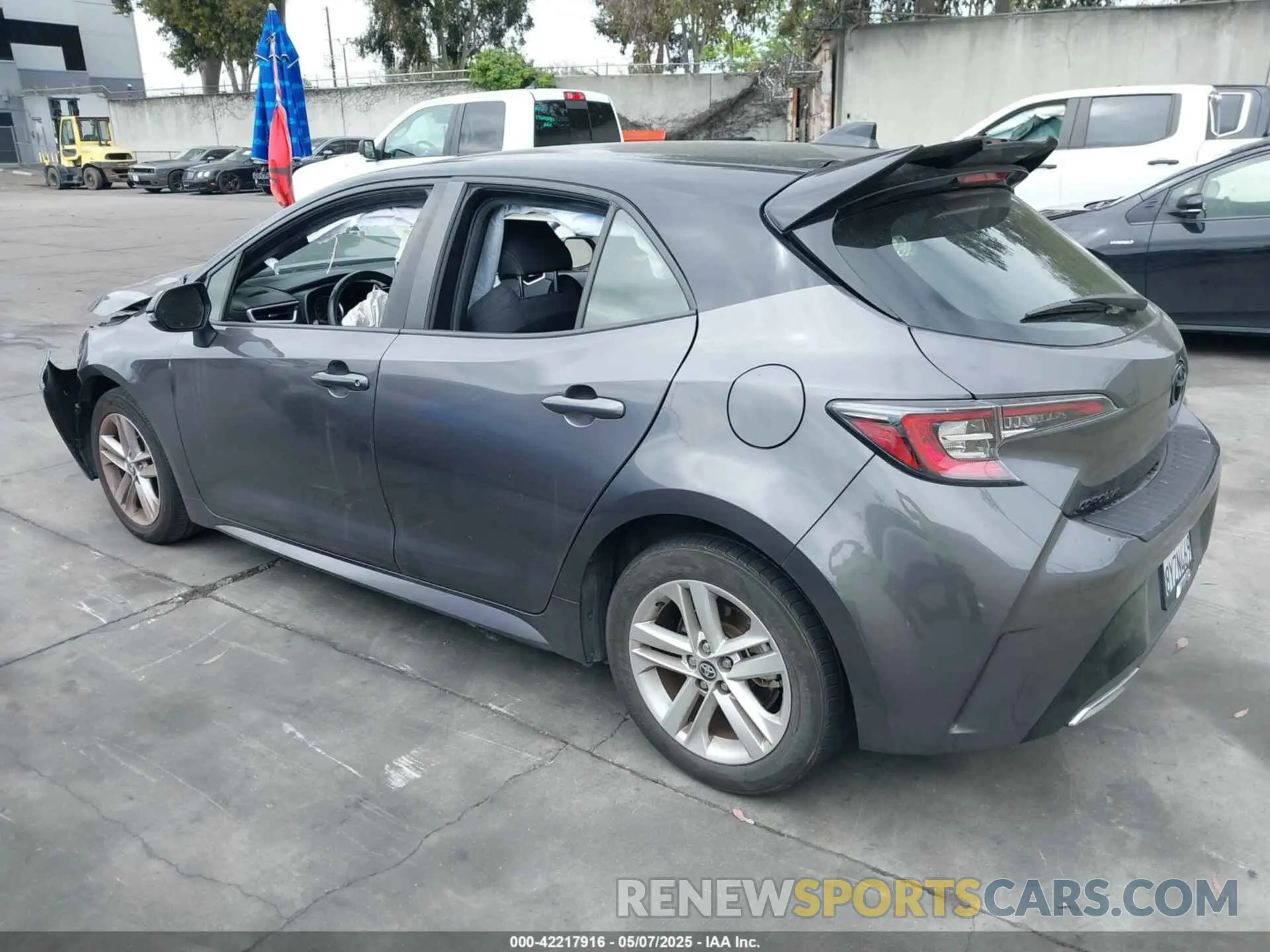 3 Photograph of a damaged car JTND4MBE5N3157532 TOYOTA COROLLA 2022