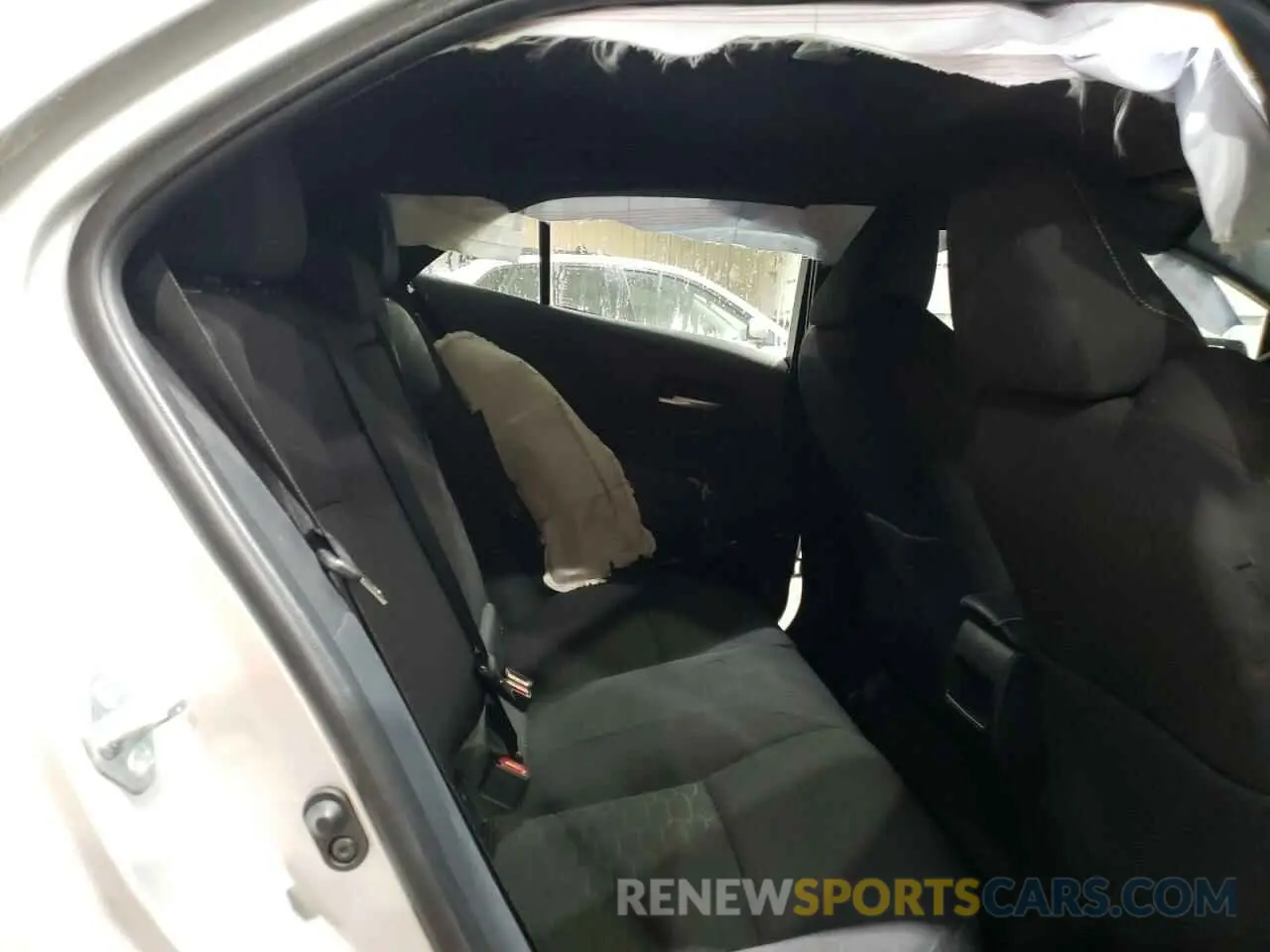 11 Photograph of a damaged car JTND4MBE5N3178929 TOYOTA COROLLA 2022