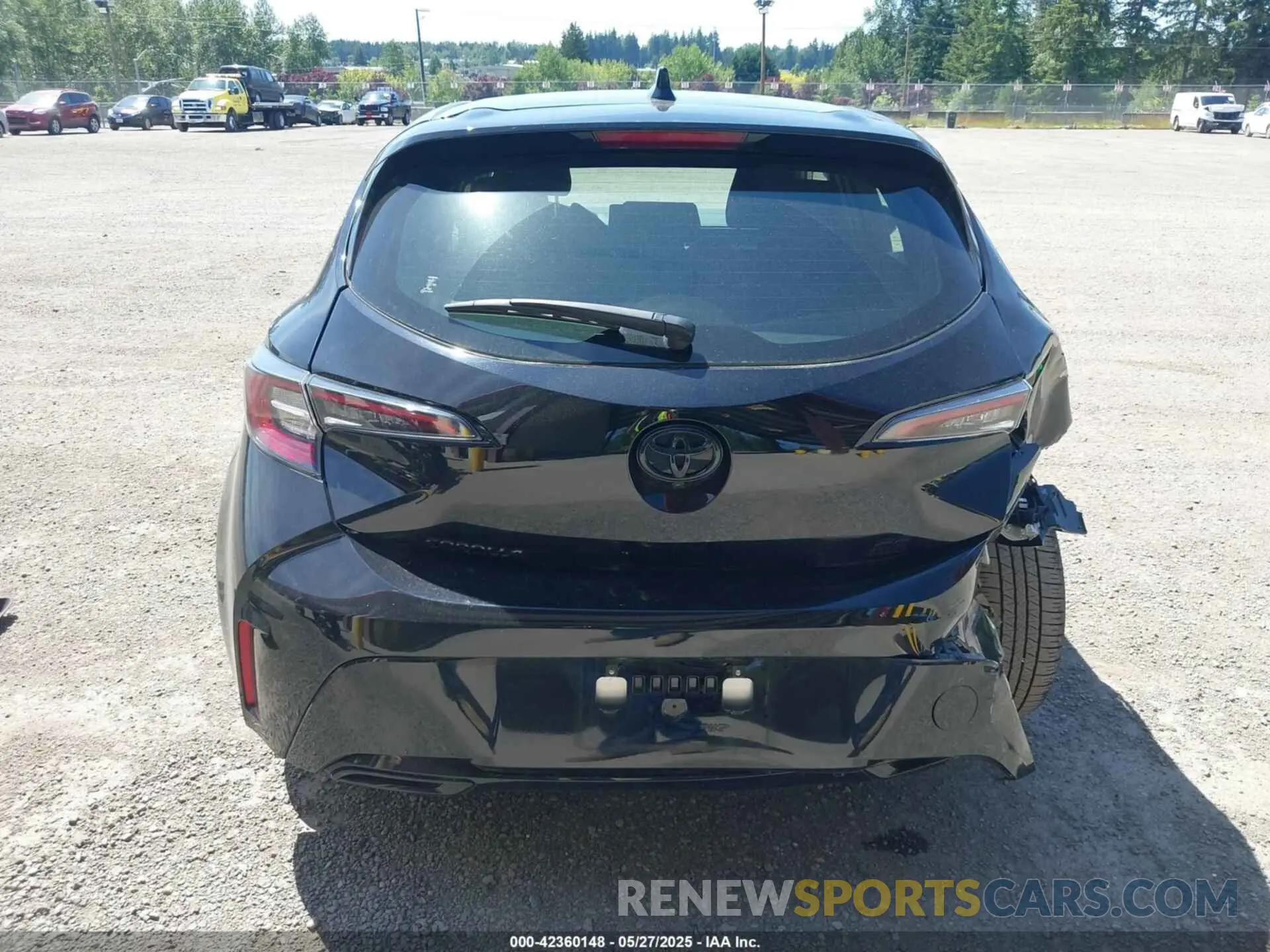 16 Photograph of a damaged car JTND4MBE7N3165132 TOYOTA COROLLA 2022