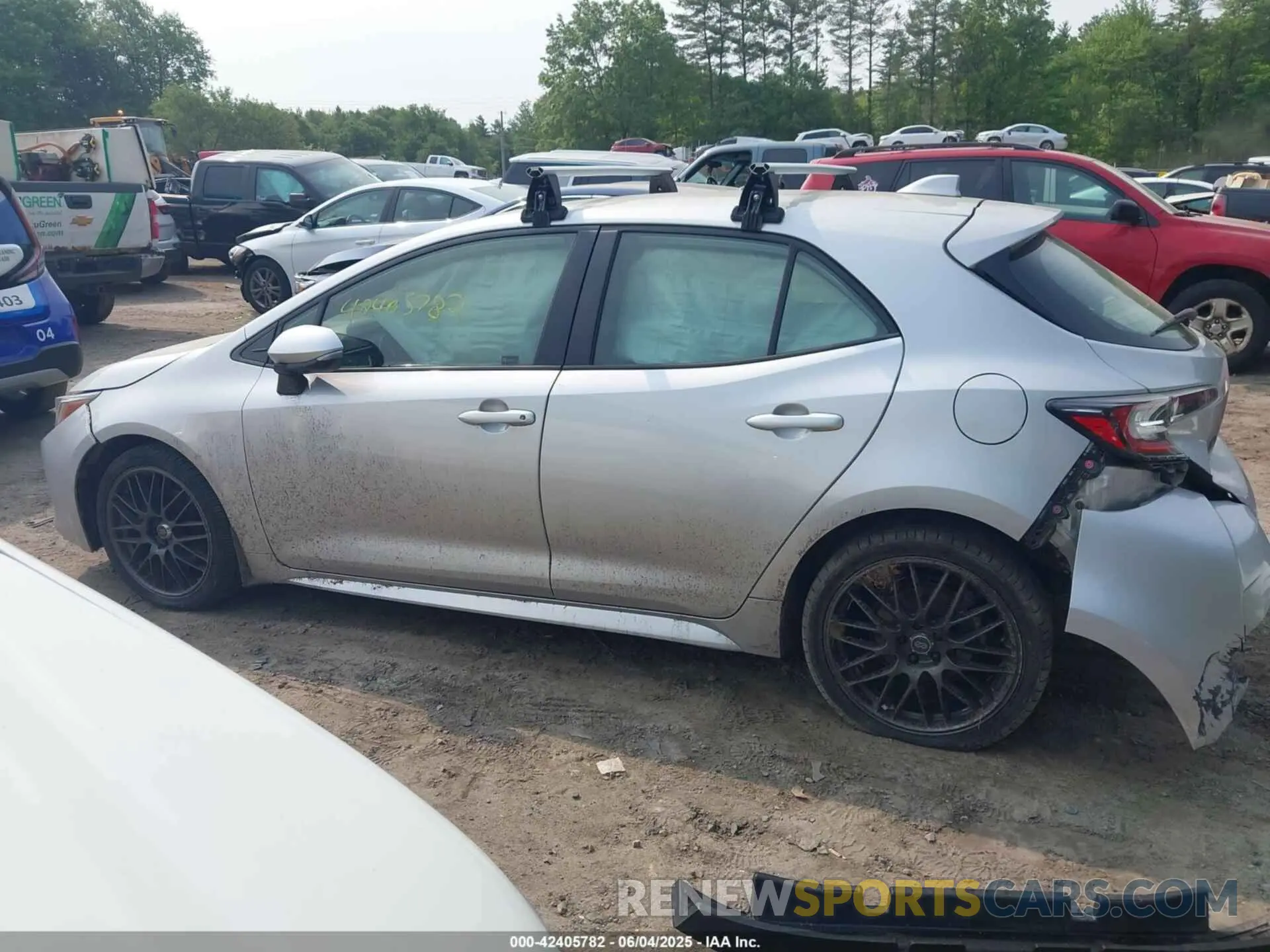 14 Photograph of a damaged car JTND4MBE7N3190807 TOYOTA COROLLA 2022