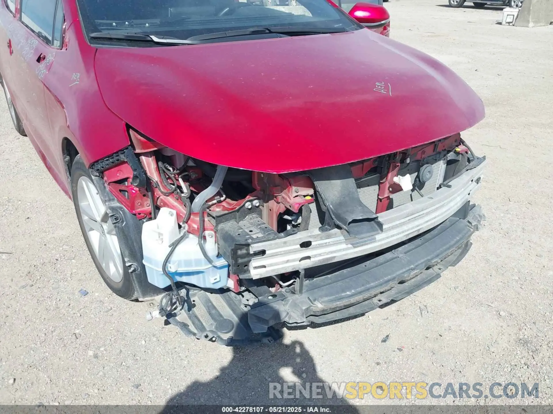 6 Photograph of a damaged car JTND4MBE8N3181730 TOYOTA COROLLA 2022