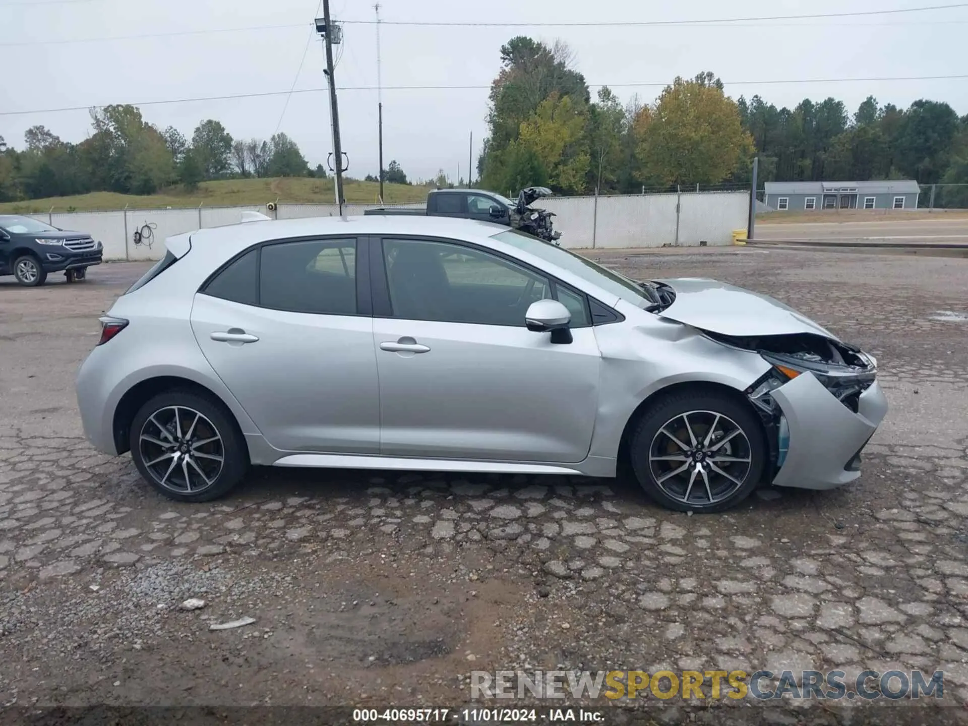 13 Photograph of a damaged car JTND4MBE8N3191318 TOYOTA COROLLA 2022