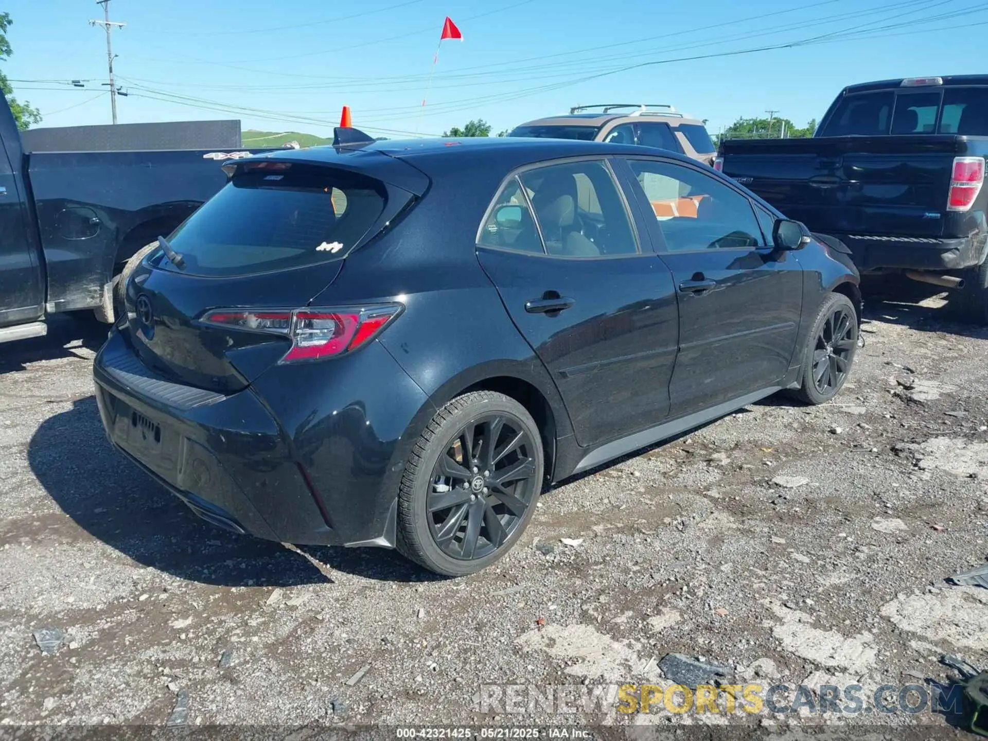 4 Photograph of a damaged car JTND4MBE9N3169747 TOYOTA COROLLA 2022