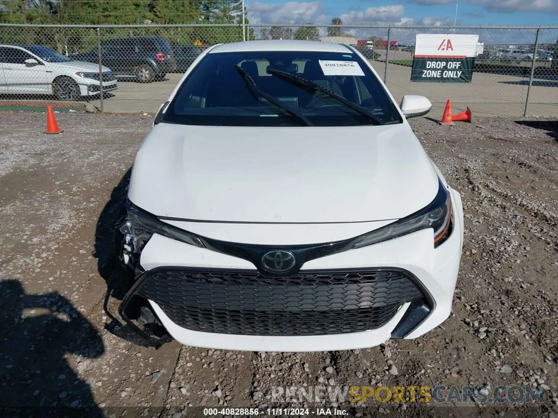 12 Photograph of a damaged car JTND4MBE9N3176570 TOYOTA COROLLA 2022