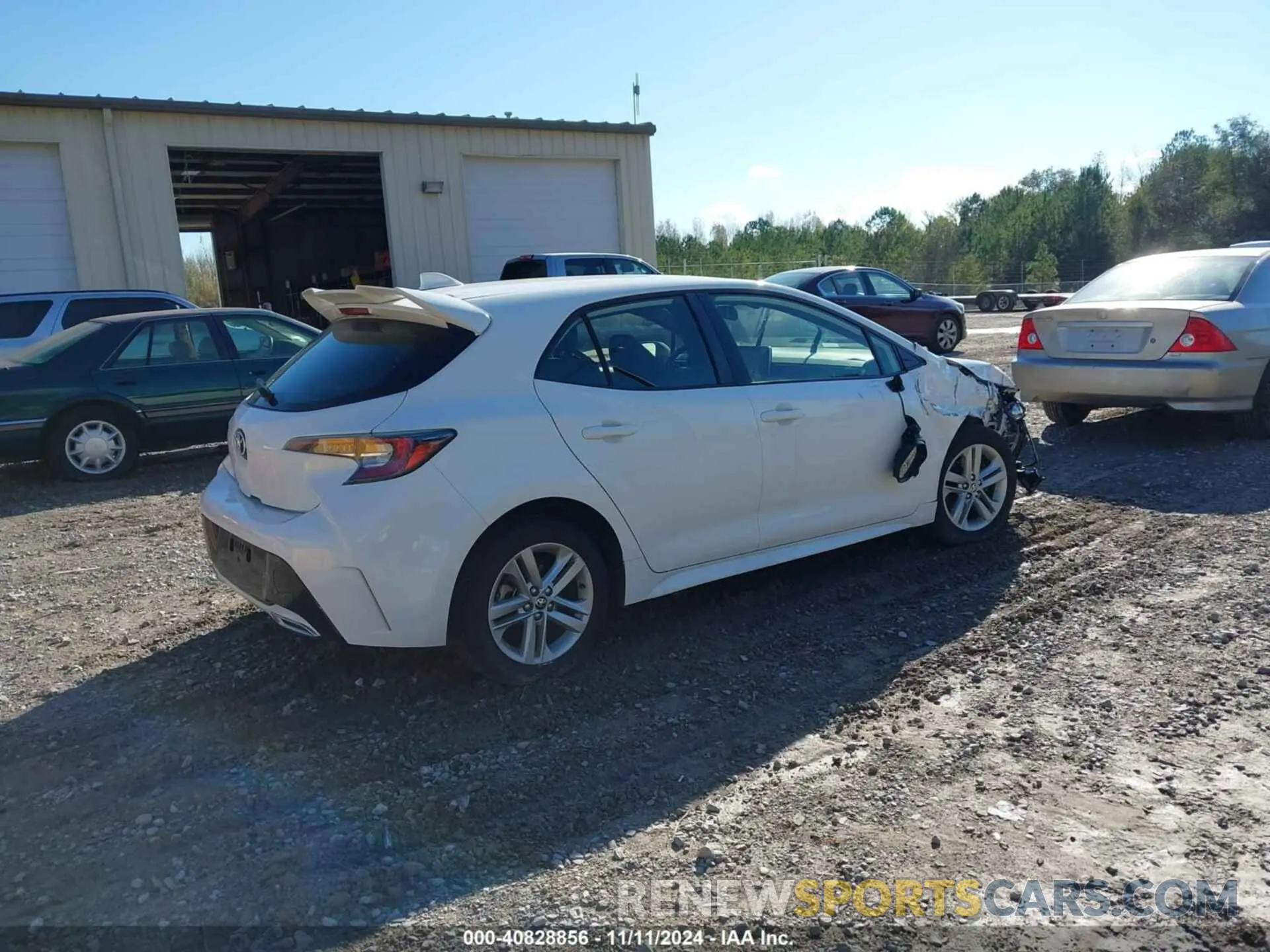 4 Photograph of a damaged car JTND4MBE9N3176570 TOYOTA COROLLA 2022