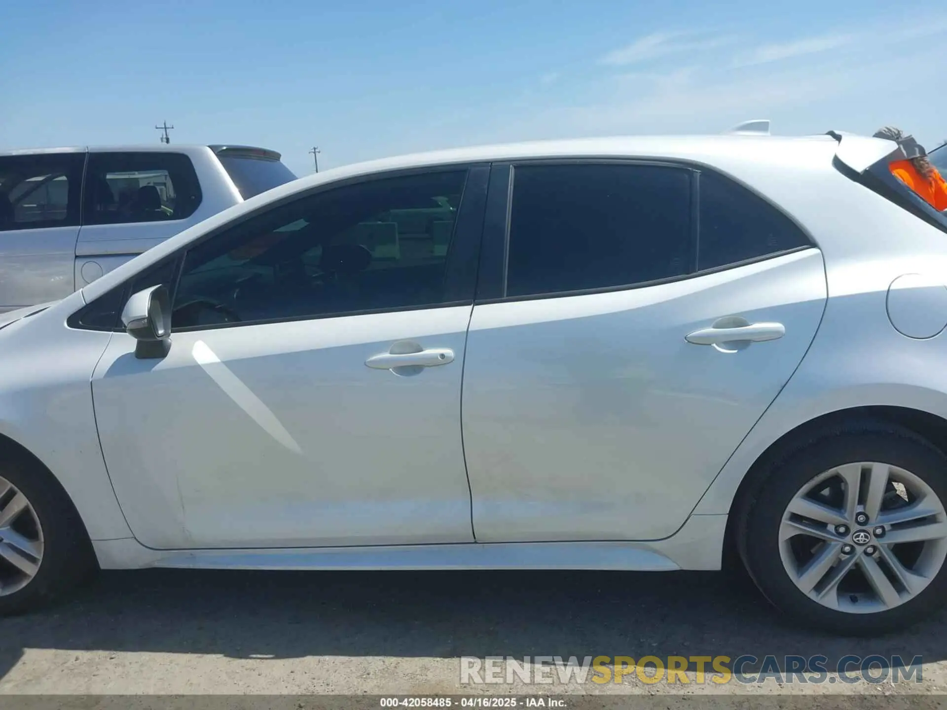 14 Photograph of a damaged car JTND4MBEXN3162046 TOYOTA COROLLA 2022