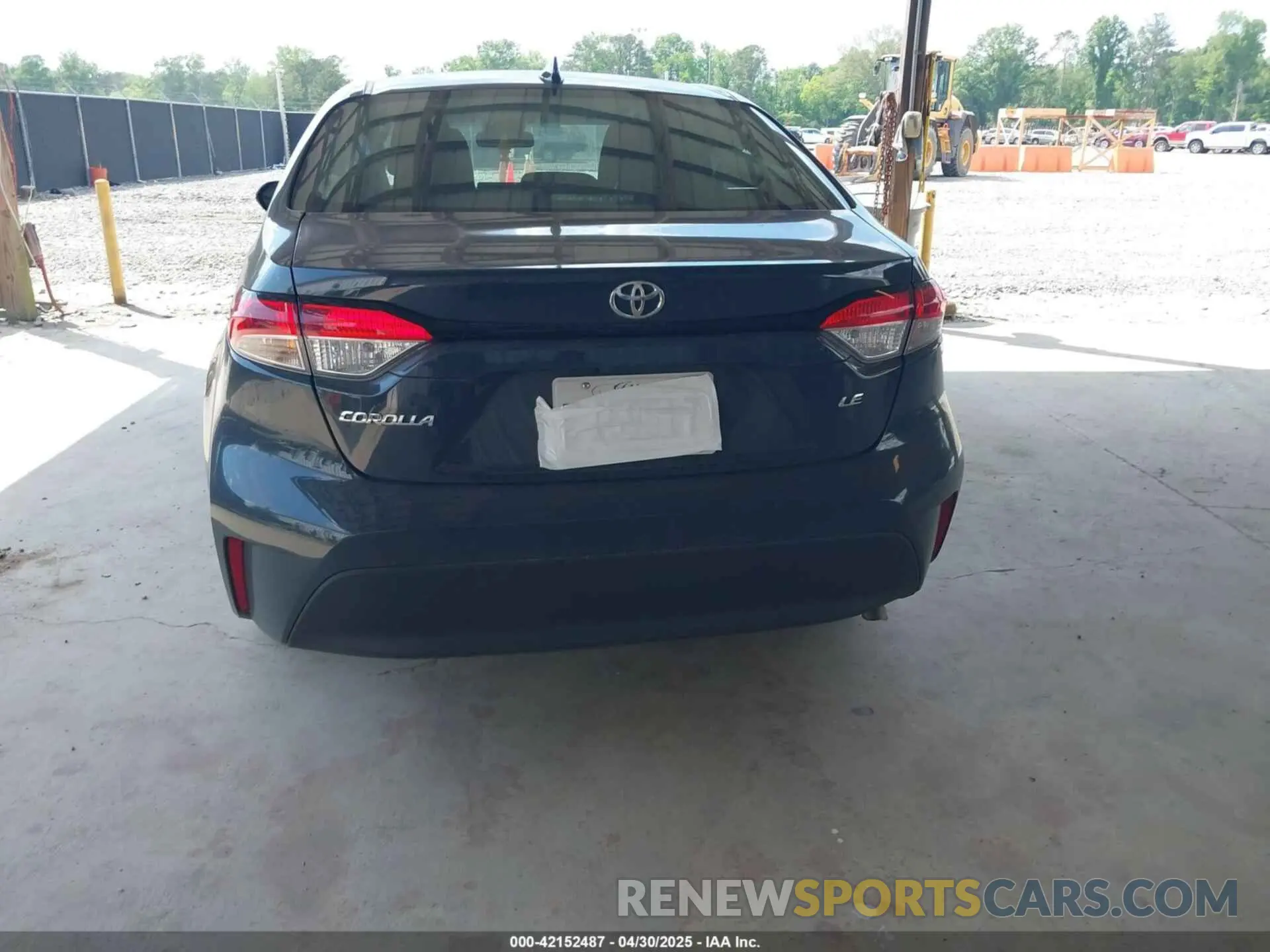 17 Photograph of a damaged car 5YFB4MDE0PP010957 TOYOTA COROLLA 2023