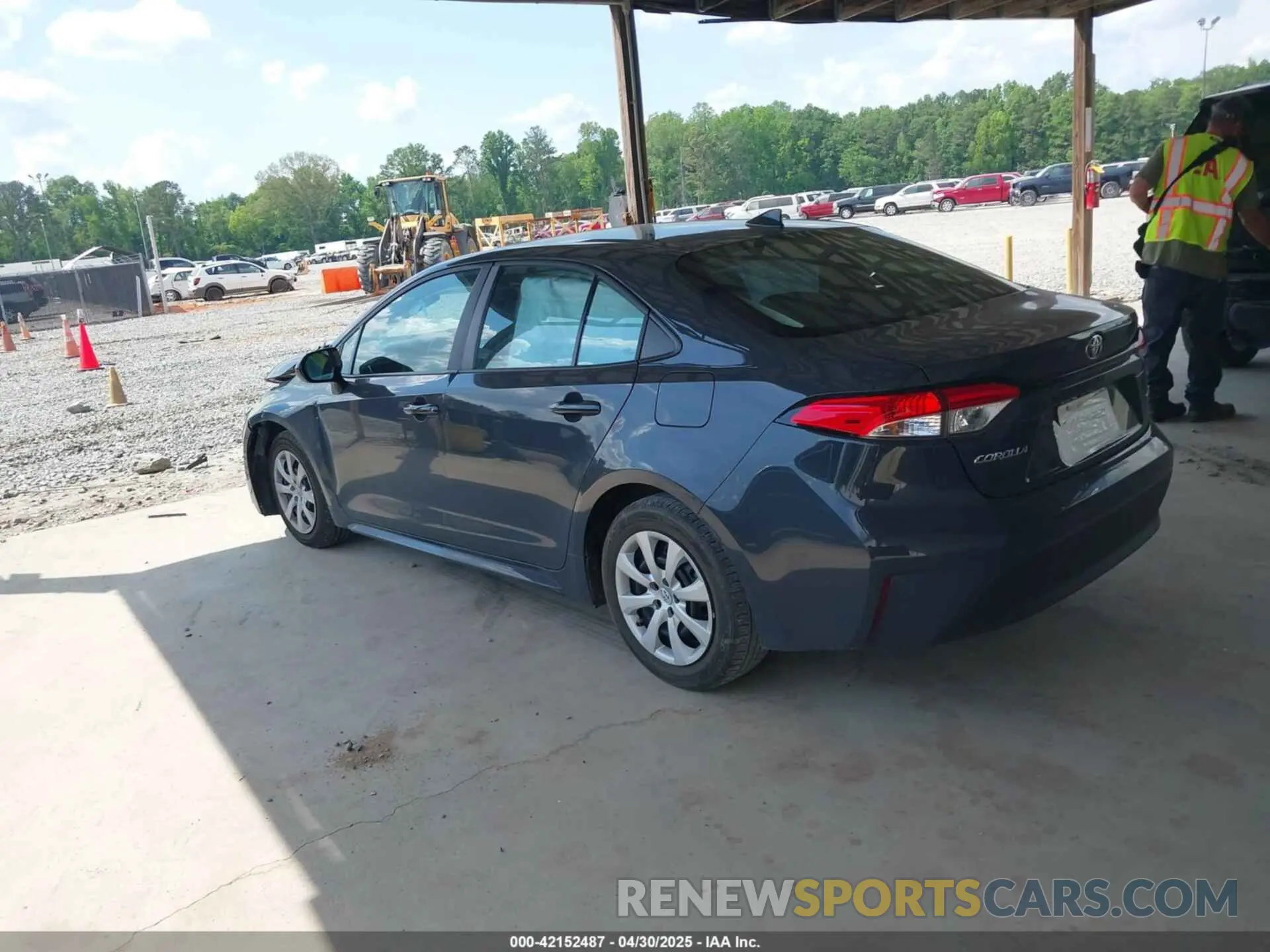 3 Photograph of a damaged car 5YFB4MDE0PP010957 TOYOTA COROLLA 2023