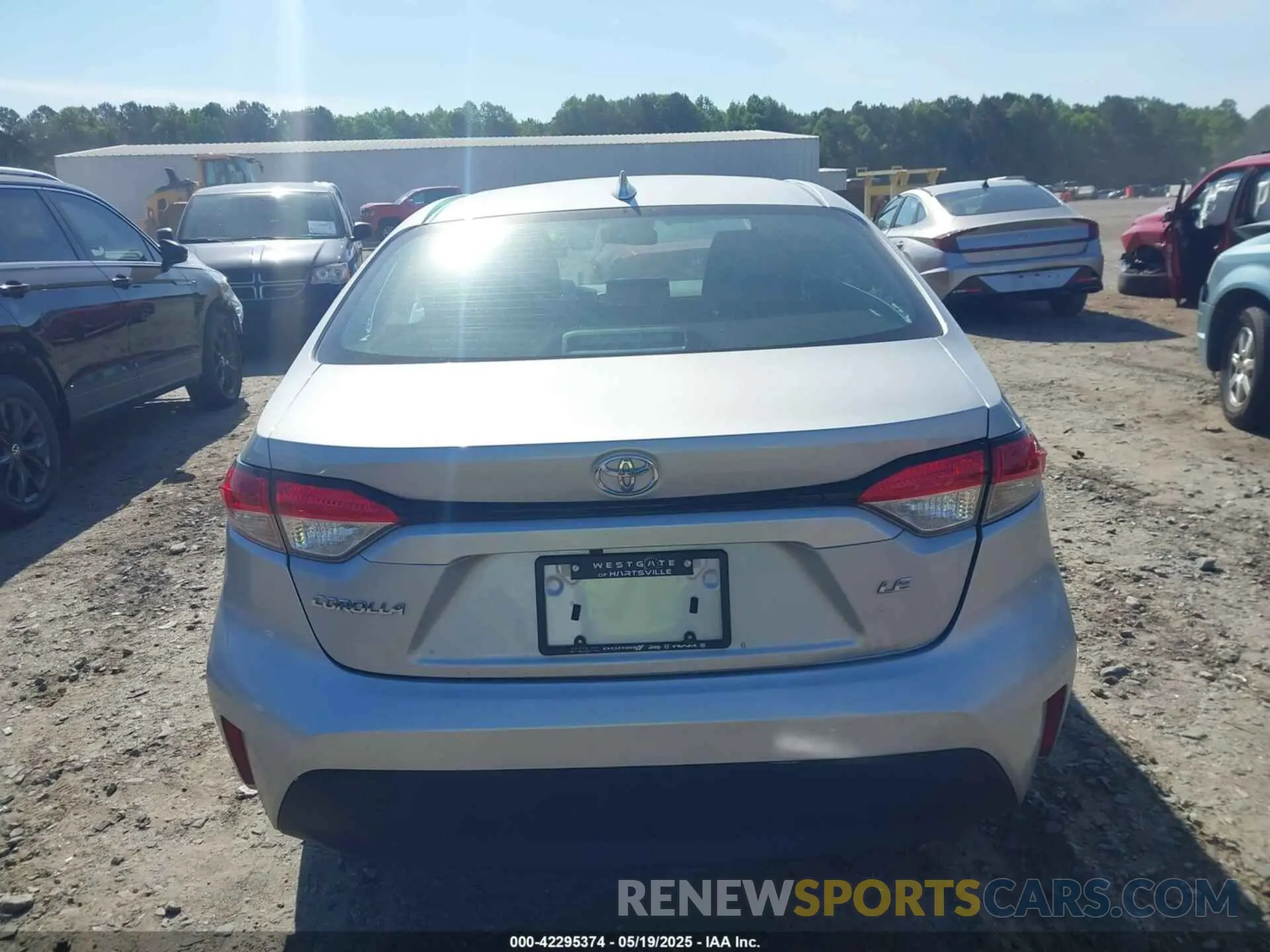 16 Photograph of a damaged car 5YFB4MDE0PP020615 TOYOTA COROLLA 2023