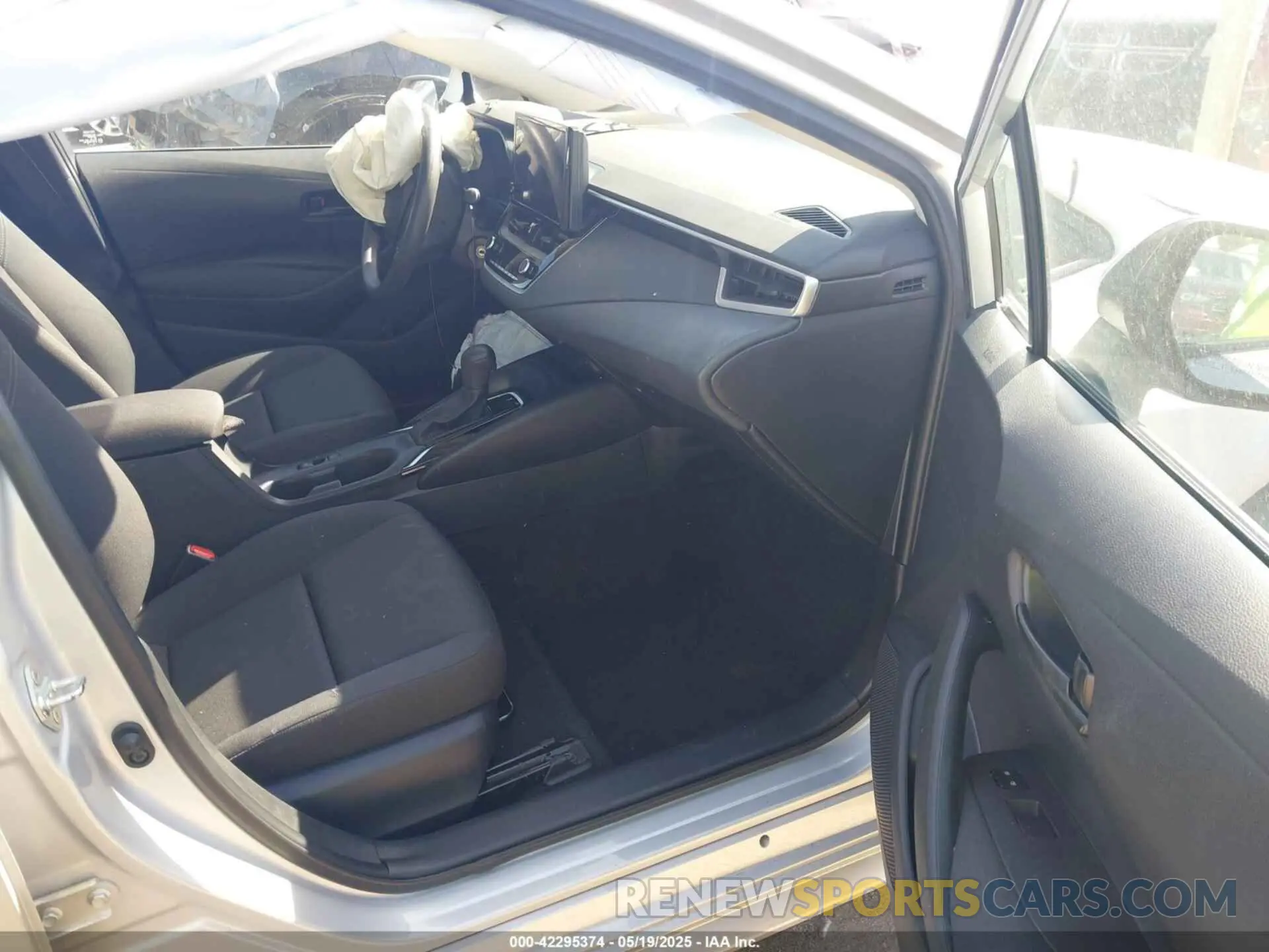 5 Photograph of a damaged car 5YFB4MDE0PP020615 TOYOTA COROLLA 2023