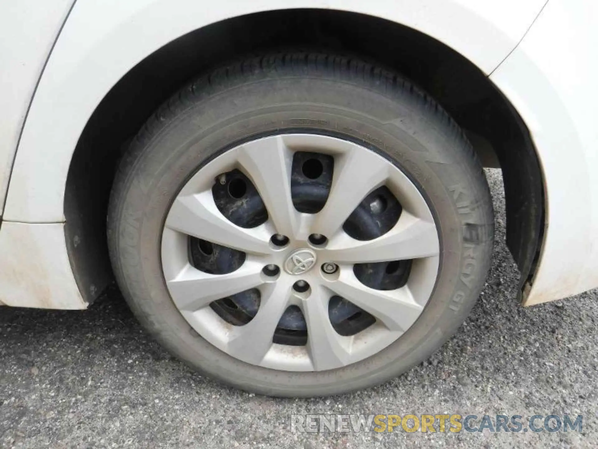 4 Photograph of a damaged car 5YFB4MDE0PP044882 TOYOTA COROLLA 2023