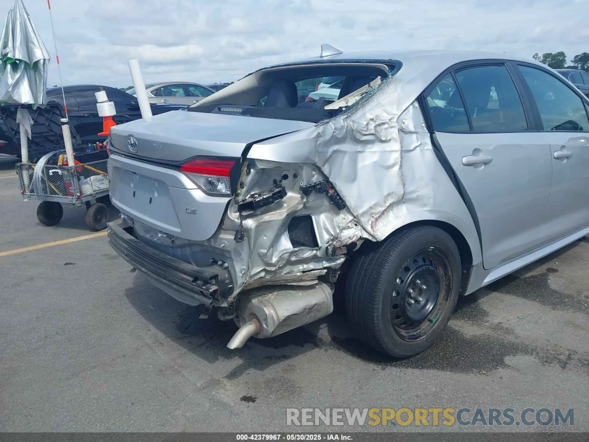 6 Photograph of a damaged car 5YFB4MDE0PP046809 TOYOTA COROLLA 2023