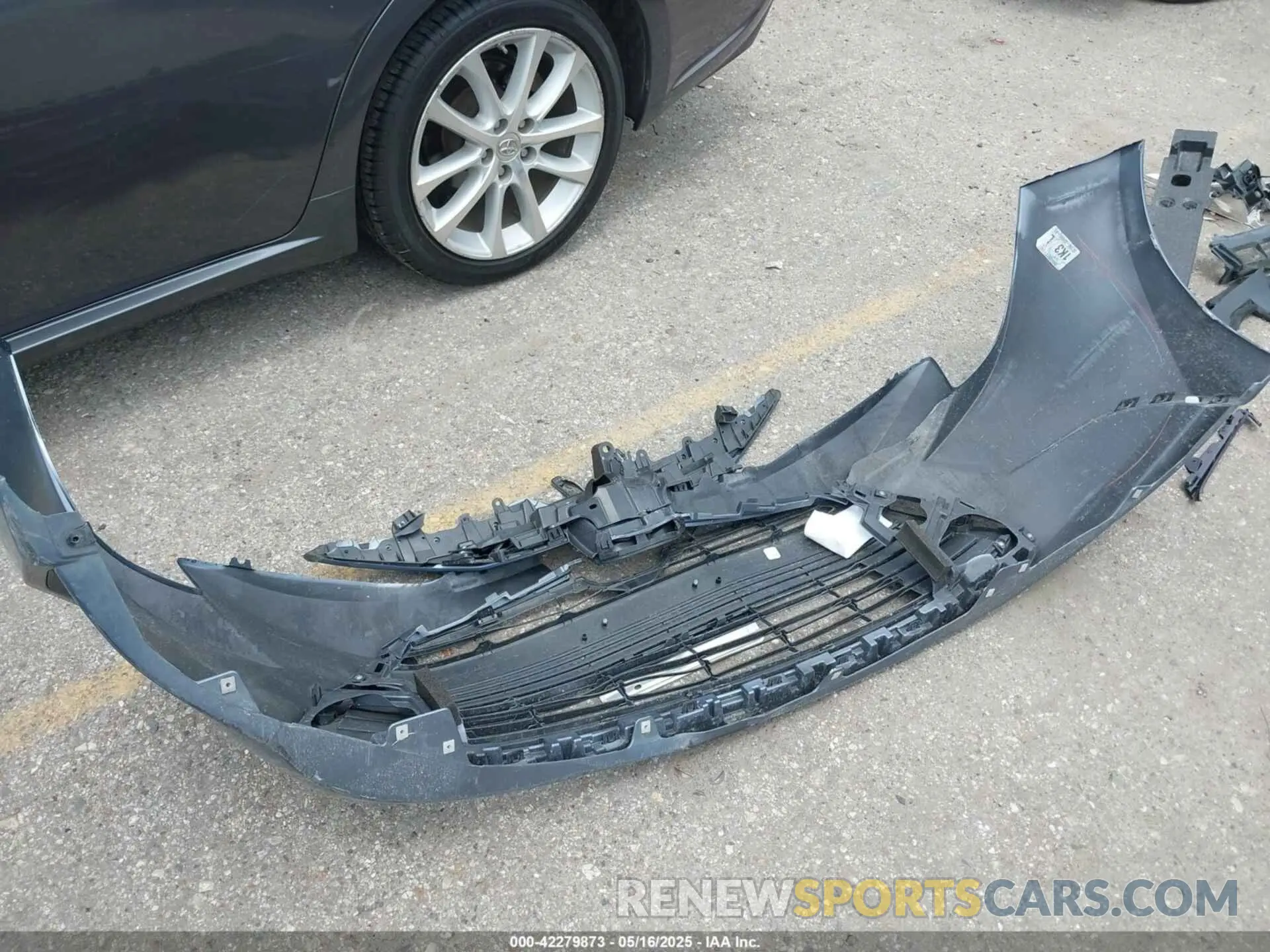12 Photograph of a damaged car 5YFB4MDE0PP073153 TOYOTA COROLLA 2023