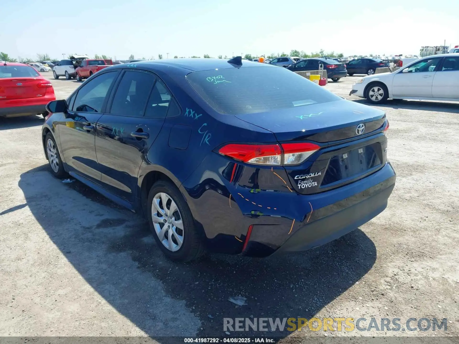 3 Photograph of a damaged car 5YFB4MDE0PP076618 TOYOTA COROLLA 2023