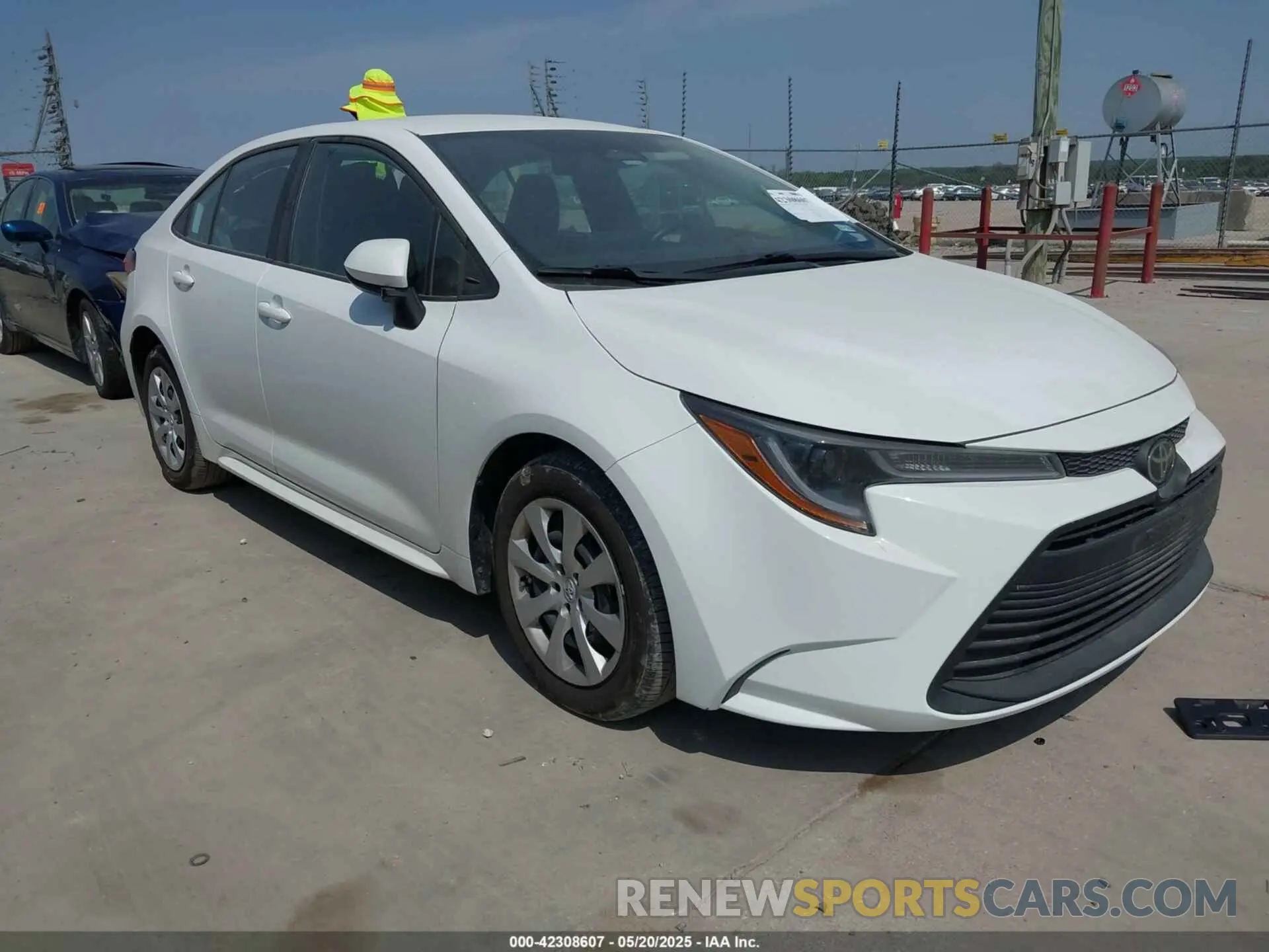 1 Photograph of a damaged car 5YFB4MDE1PP011972 TOYOTA COROLLA 2023