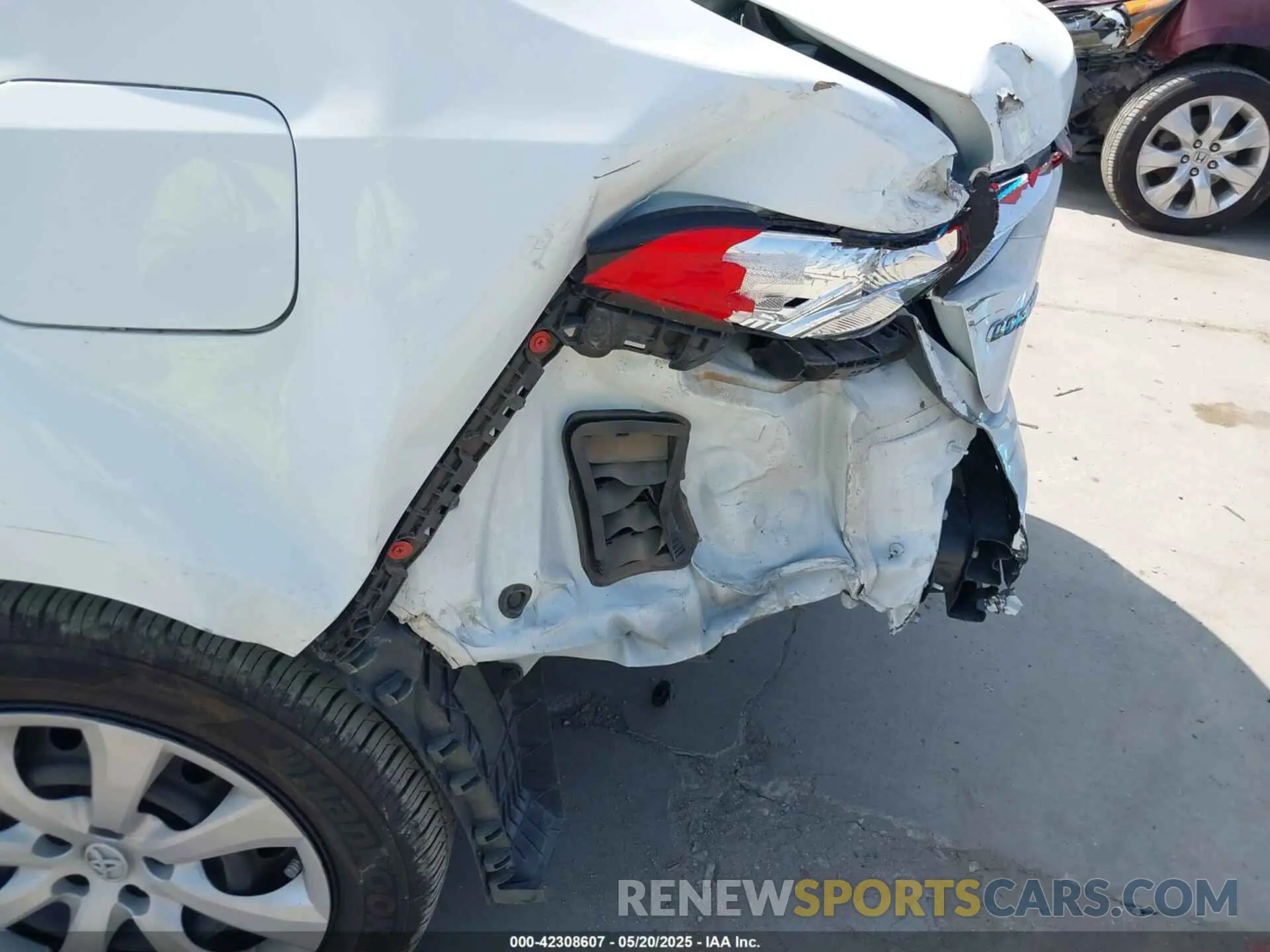 6 Photograph of a damaged car 5YFB4MDE1PP011972 TOYOTA COROLLA 2023