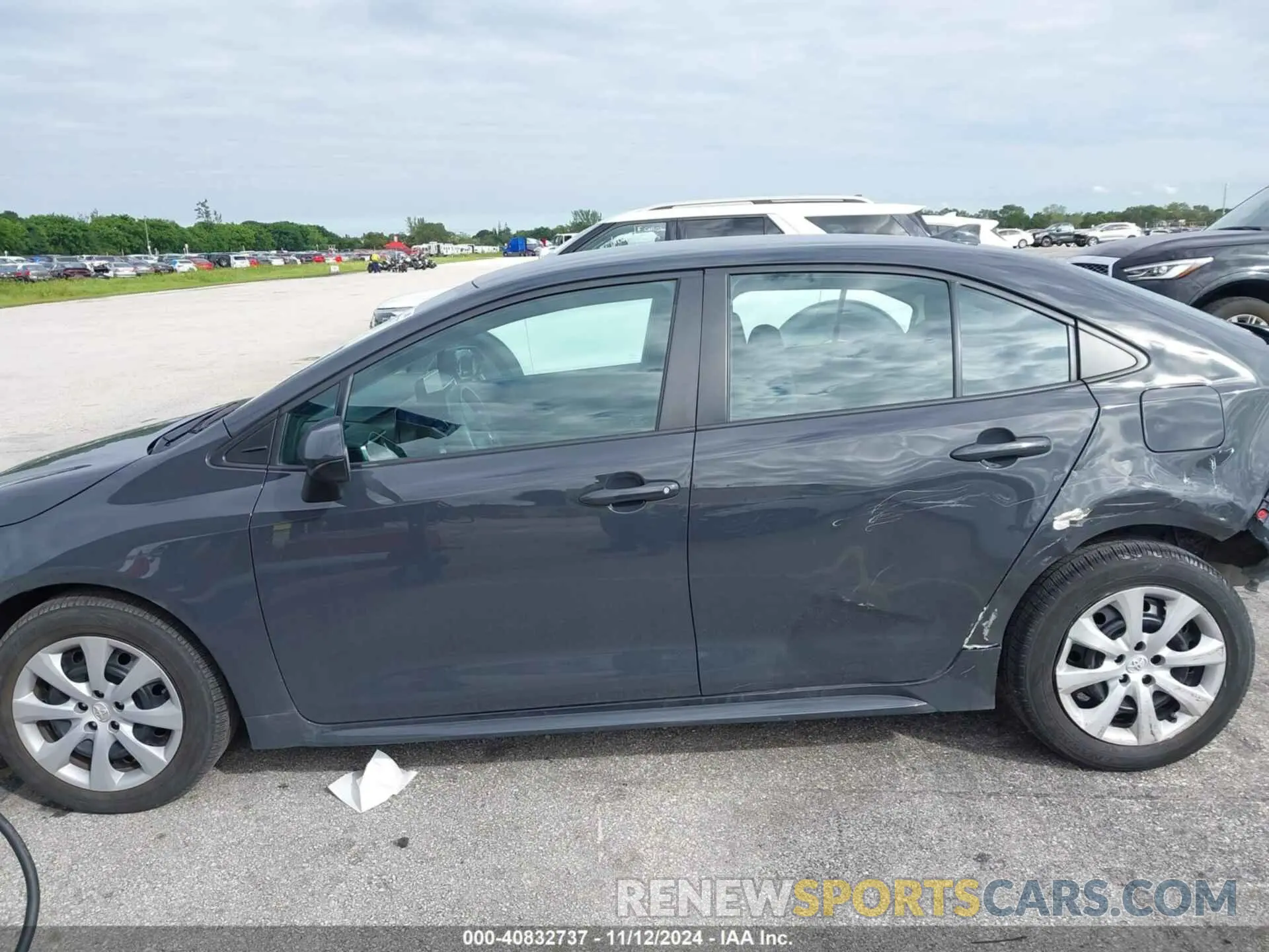 15 Photograph of a damaged car 5YFB4MDE1PP015021 TOYOTA COROLLA 2023