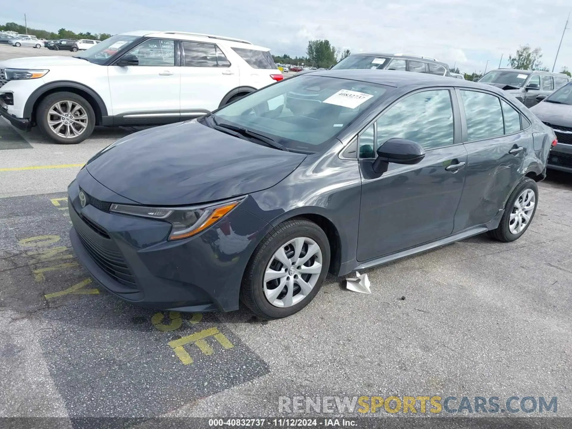 2 Photograph of a damaged car 5YFB4MDE1PP015021 TOYOTA COROLLA 2023