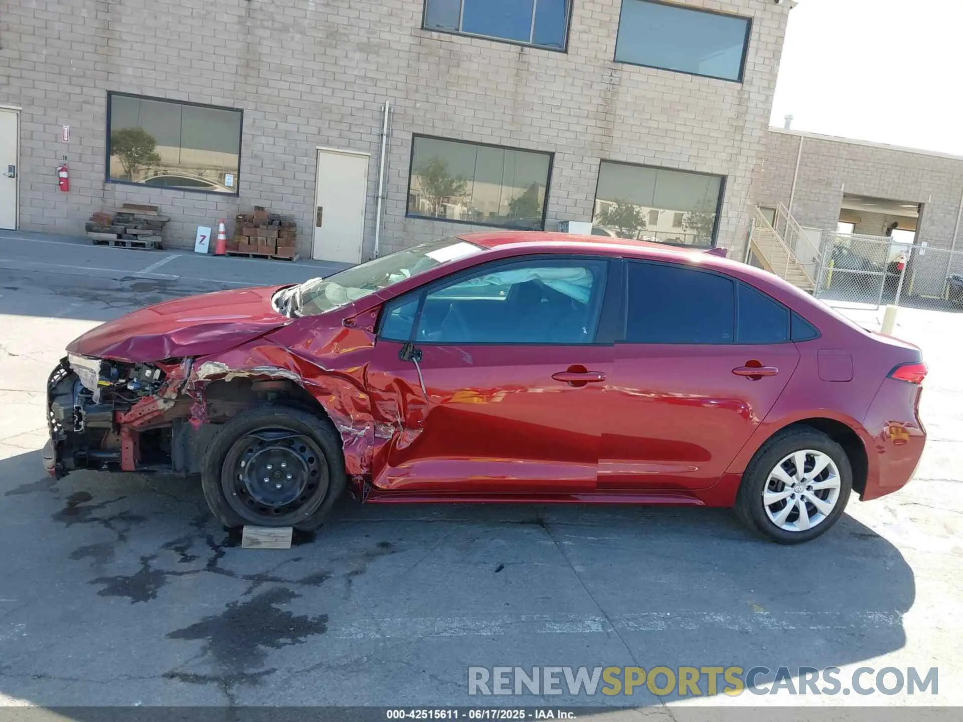 14 Photograph of a damaged car 5YFB4MDE1PP035673 TOYOTA COROLLA 2023