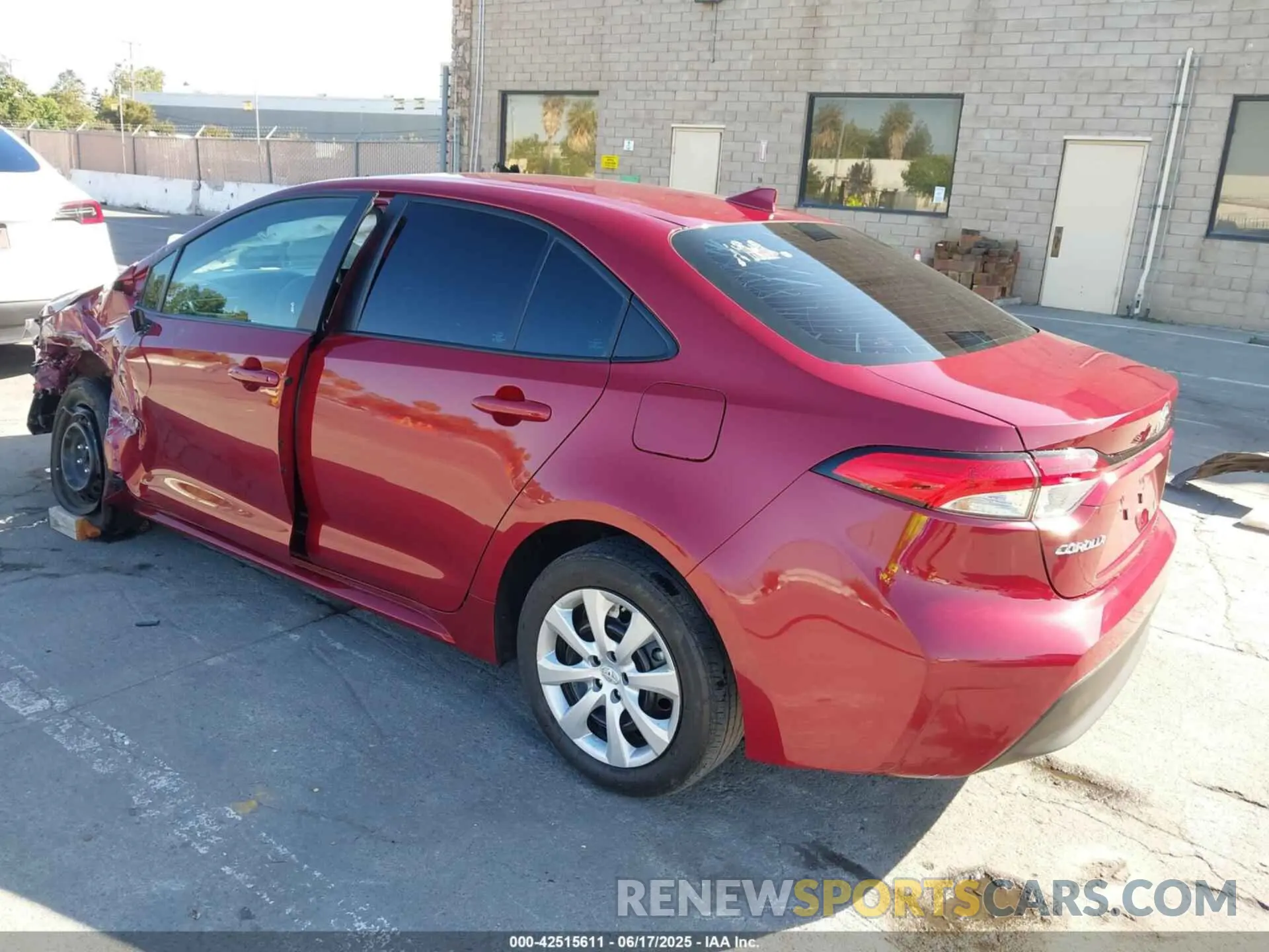 3 Photograph of a damaged car 5YFB4MDE1PP035673 TOYOTA COROLLA 2023