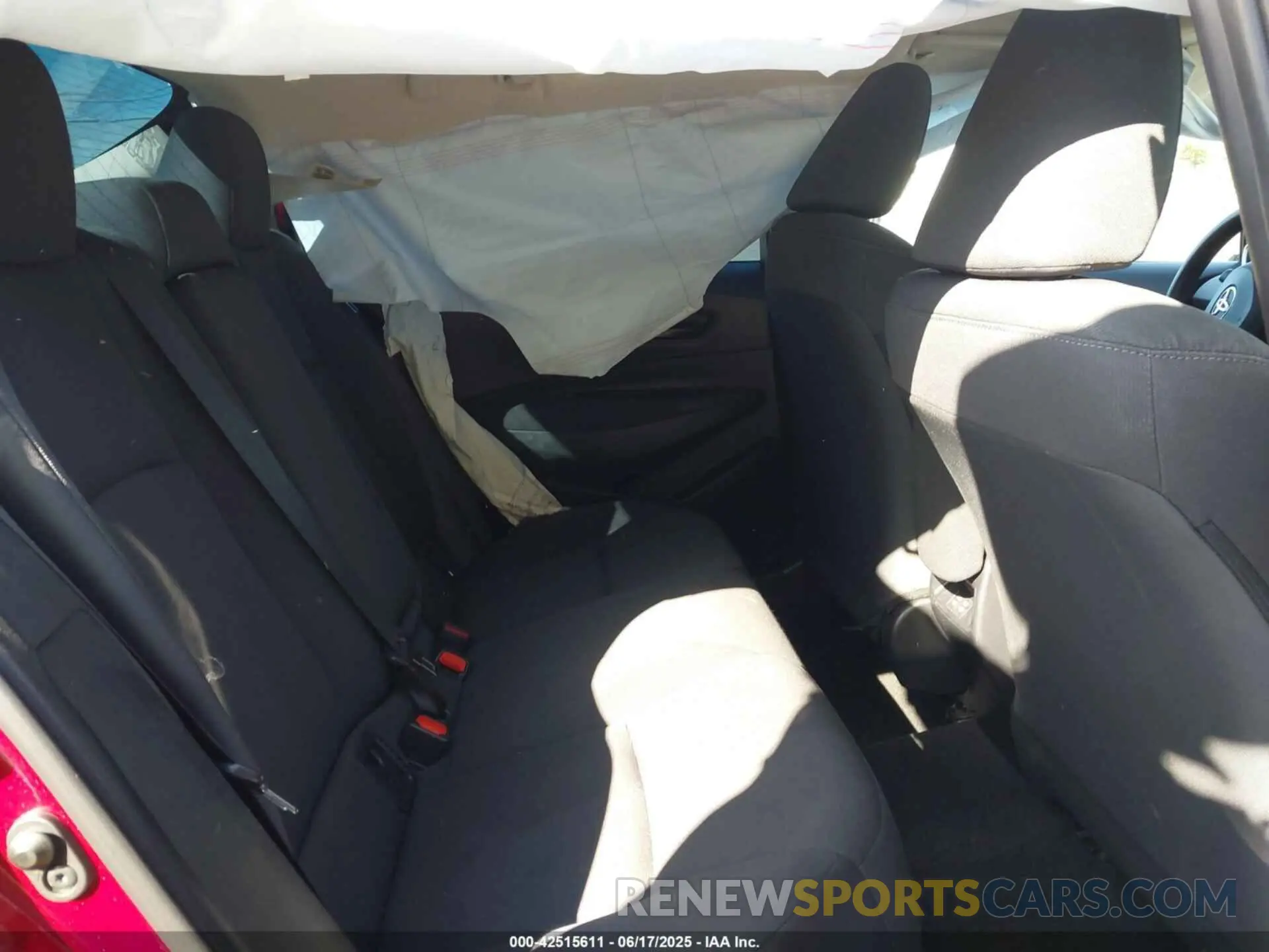 8 Photograph of a damaged car 5YFB4MDE1PP035673 TOYOTA COROLLA 2023