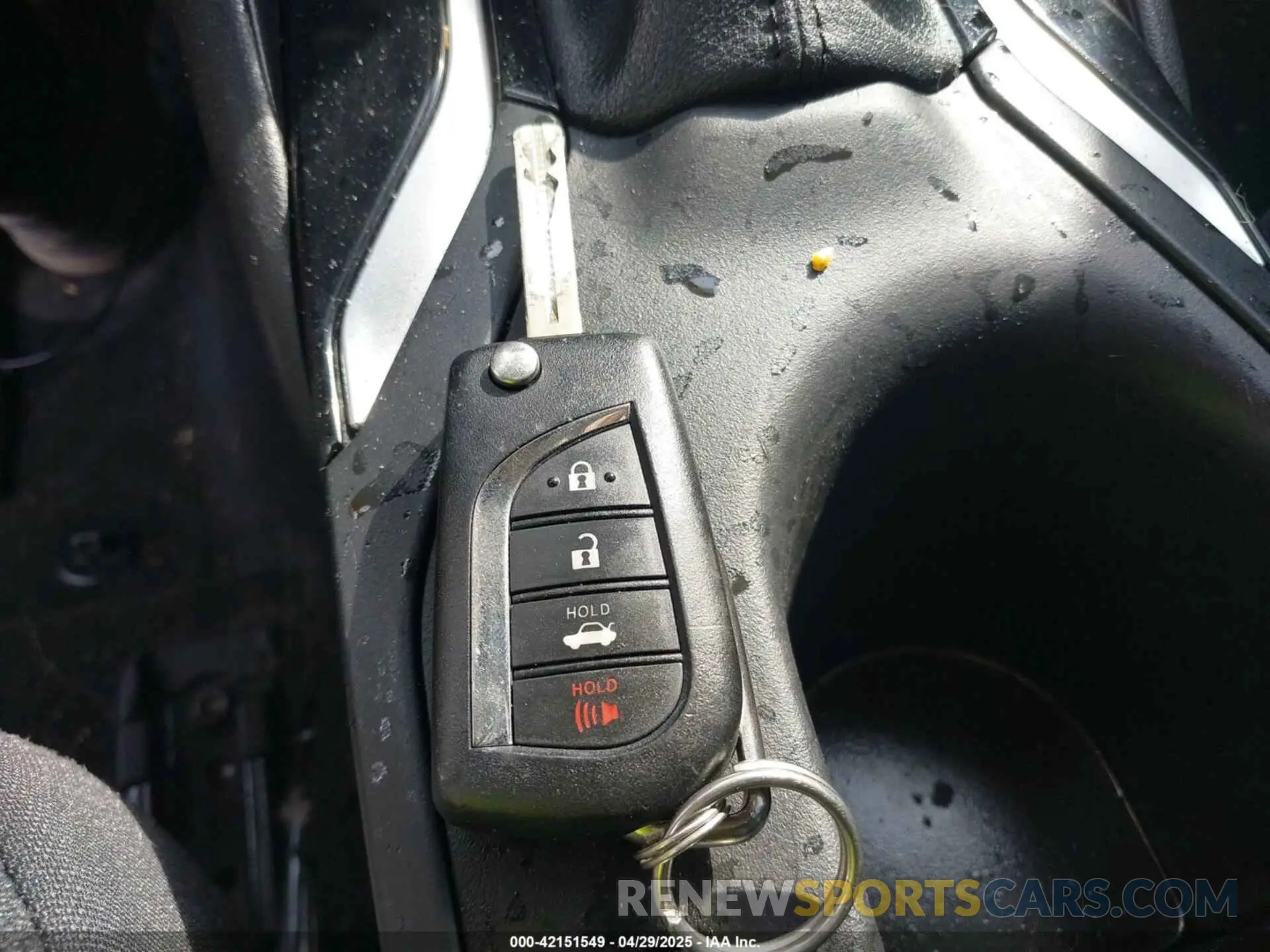 11 Photograph of a damaged car 5YFB4MDE1PP053736 TOYOTA COROLLA 2023