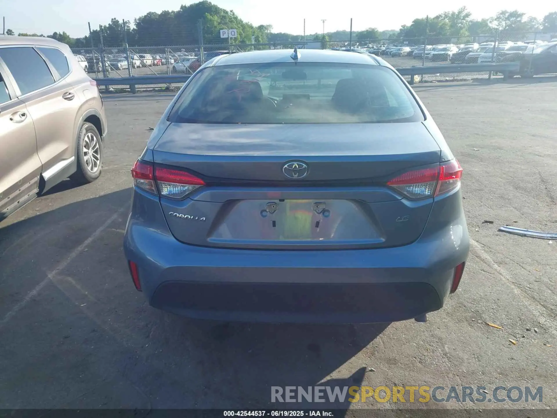 16 Photograph of a damaged car 5YFB4MDE1PP060945 TOYOTA COROLLA 2023