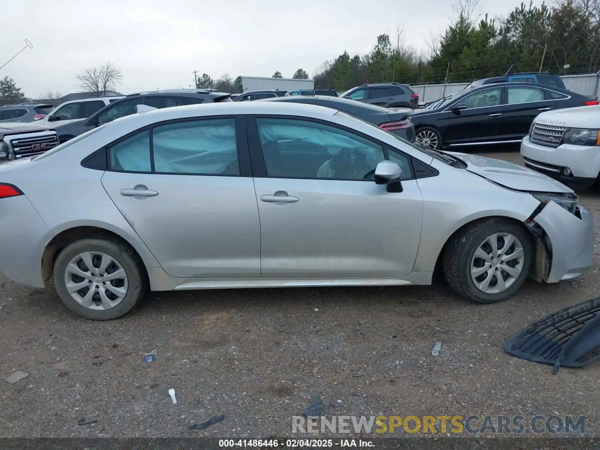 13 Photograph of a damaged car 5YFB4MDE1PP062663 TOYOTA COROLLA 2023