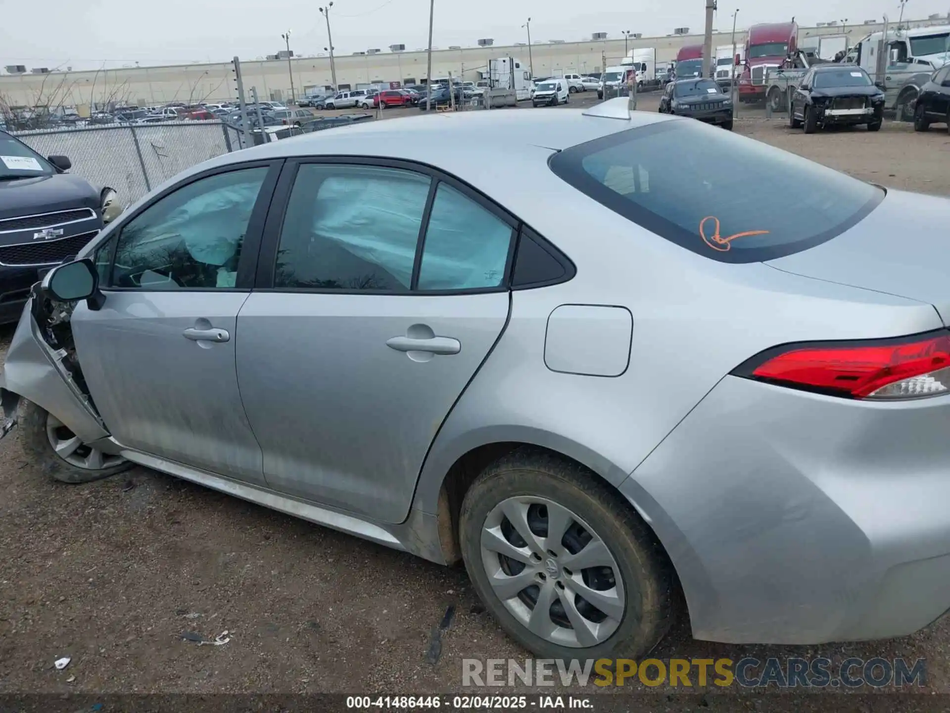 14 Photograph of a damaged car 5YFB4MDE1PP062663 TOYOTA COROLLA 2023