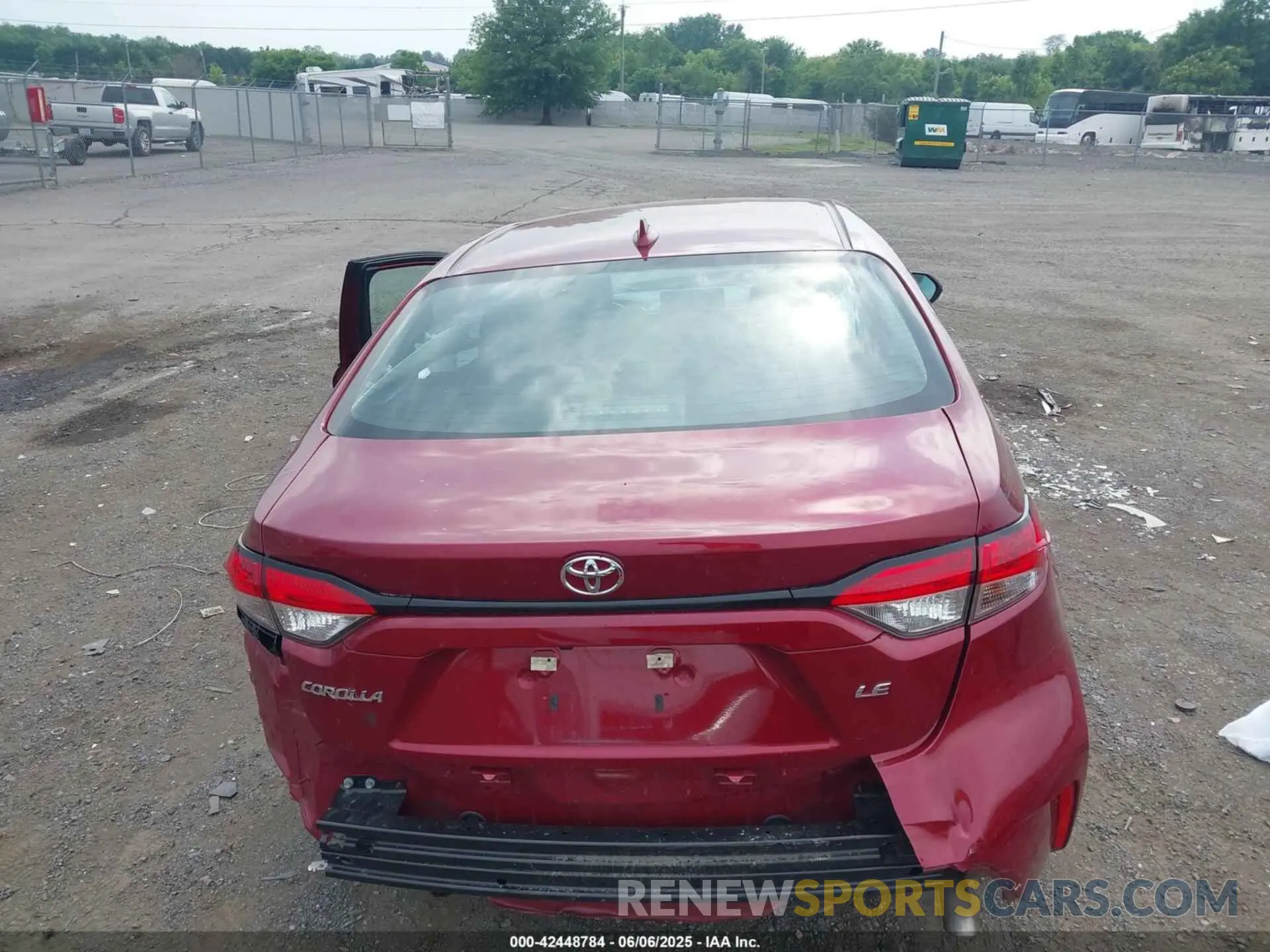 17 Photograph of a damaged car 5YFB4MDE1PP073145 TOYOTA COROLLA 2023