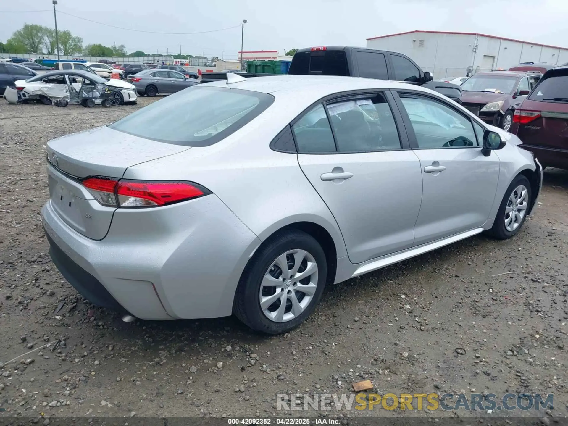4 Photograph of a damaged car 5YFB4MDE1PP076126 TOYOTA COROLLA 2023