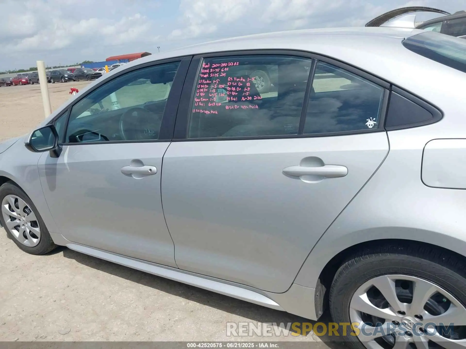 14 Photograph of a damaged car 5YFB4MDE2PP017134 TOYOTA COROLLA 2023
