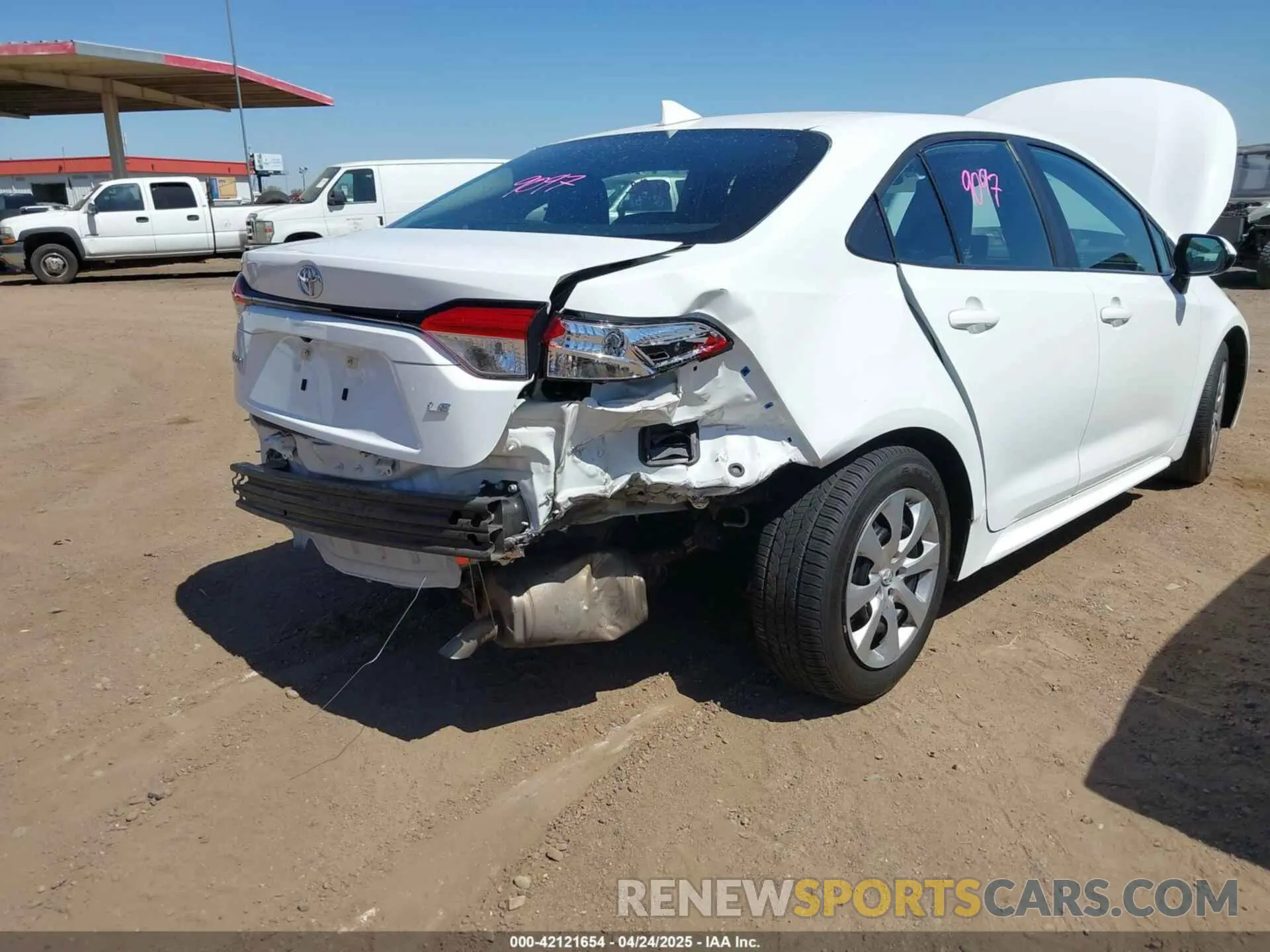6 Photograph of a damaged car 5YFB4MDE2PP021765 TOYOTA COROLLA 2023