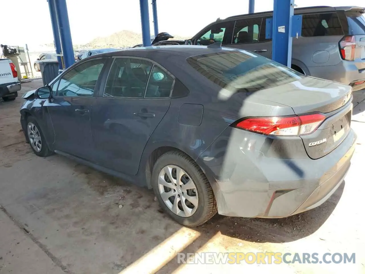 2 Photograph of a damaged car 5YFB4MDE2PP023032 TOYOTA COROLLA 2023