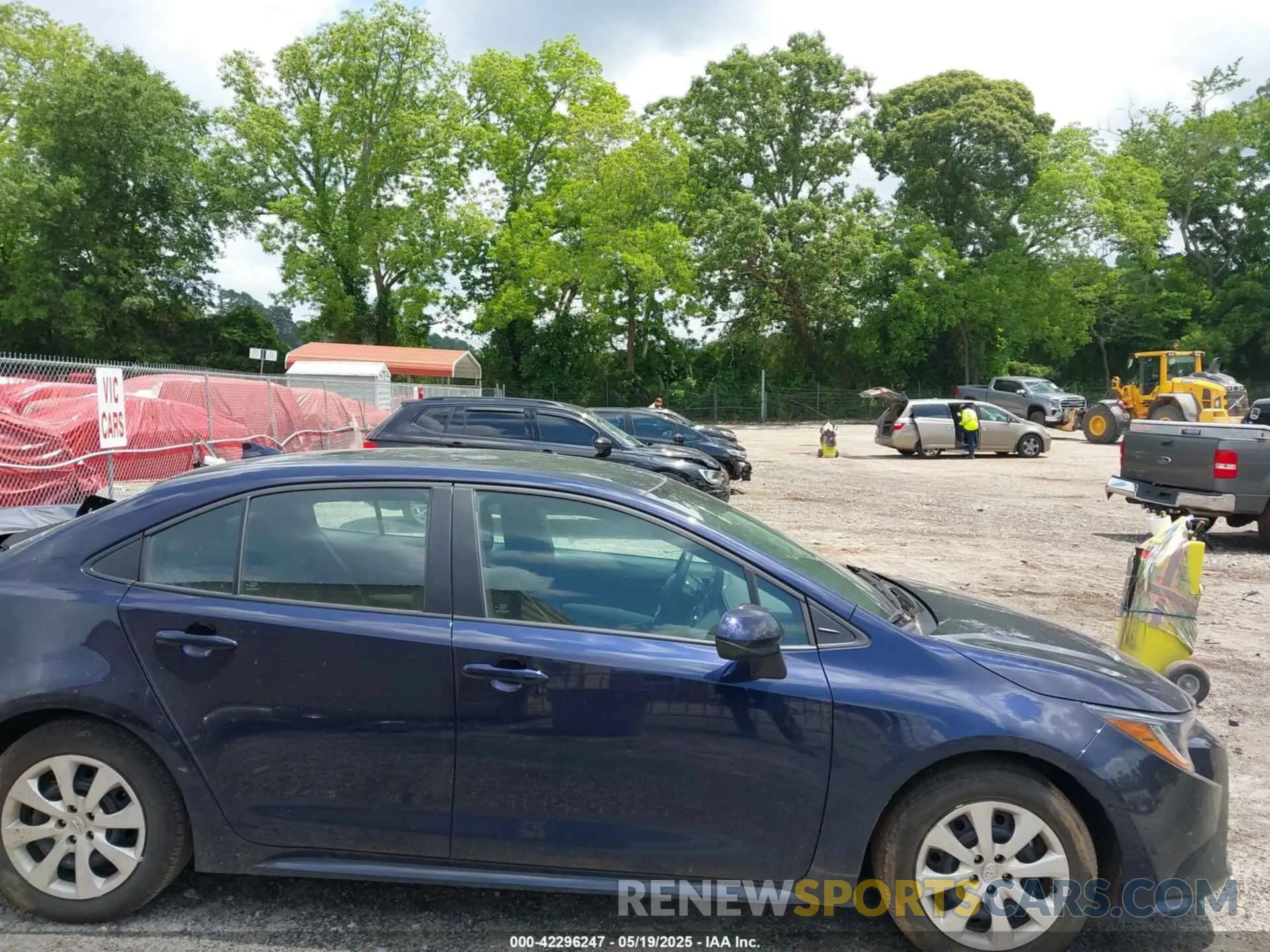 13 Photograph of a damaged car 5YFB4MDE2PP036735 TOYOTA COROLLA 2023