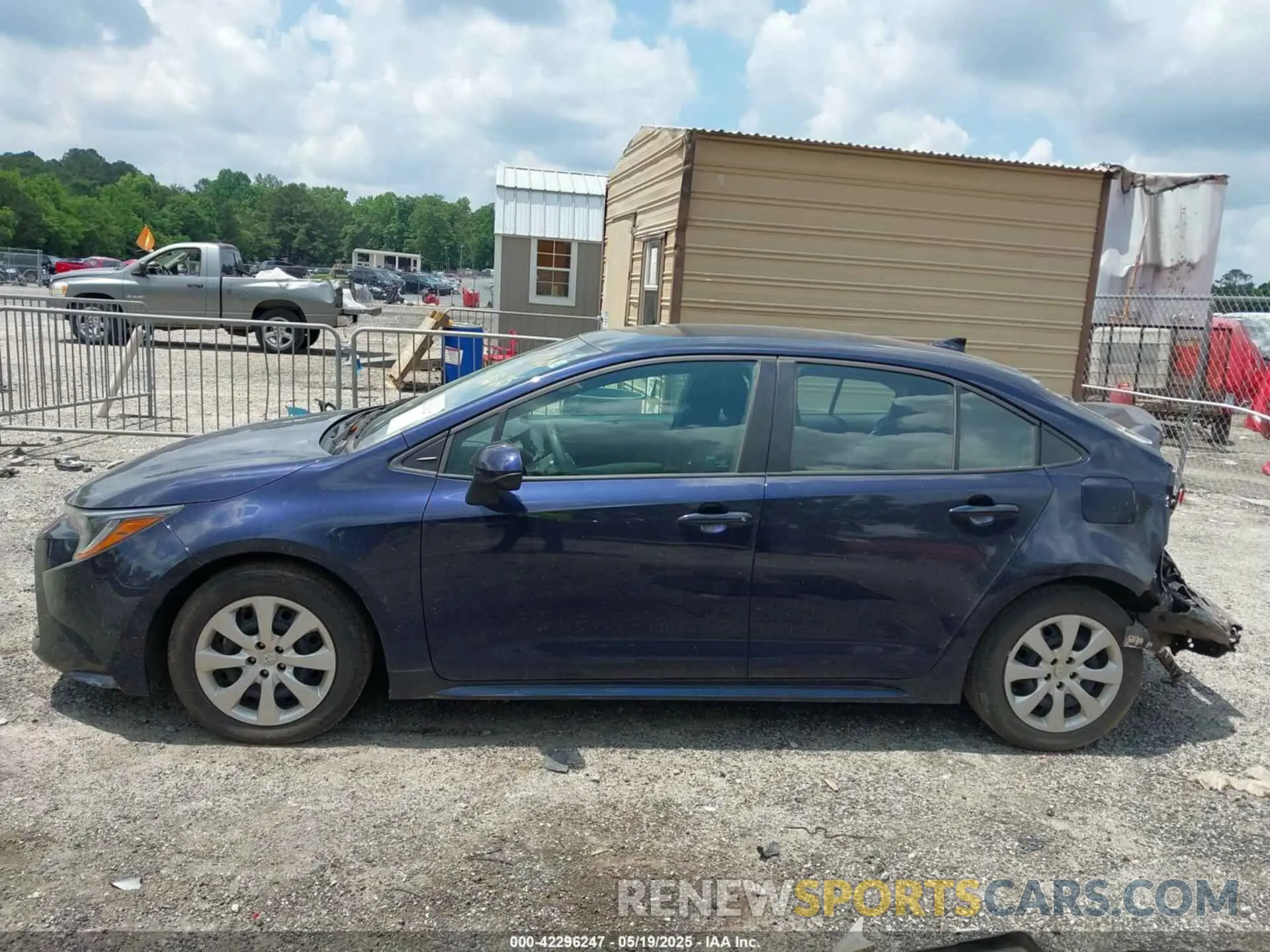 14 Photograph of a damaged car 5YFB4MDE2PP036735 TOYOTA COROLLA 2023