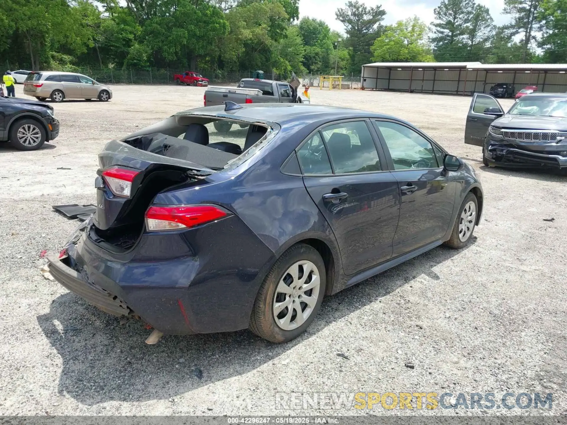 4 Photograph of a damaged car 5YFB4MDE2PP036735 TOYOTA COROLLA 2023