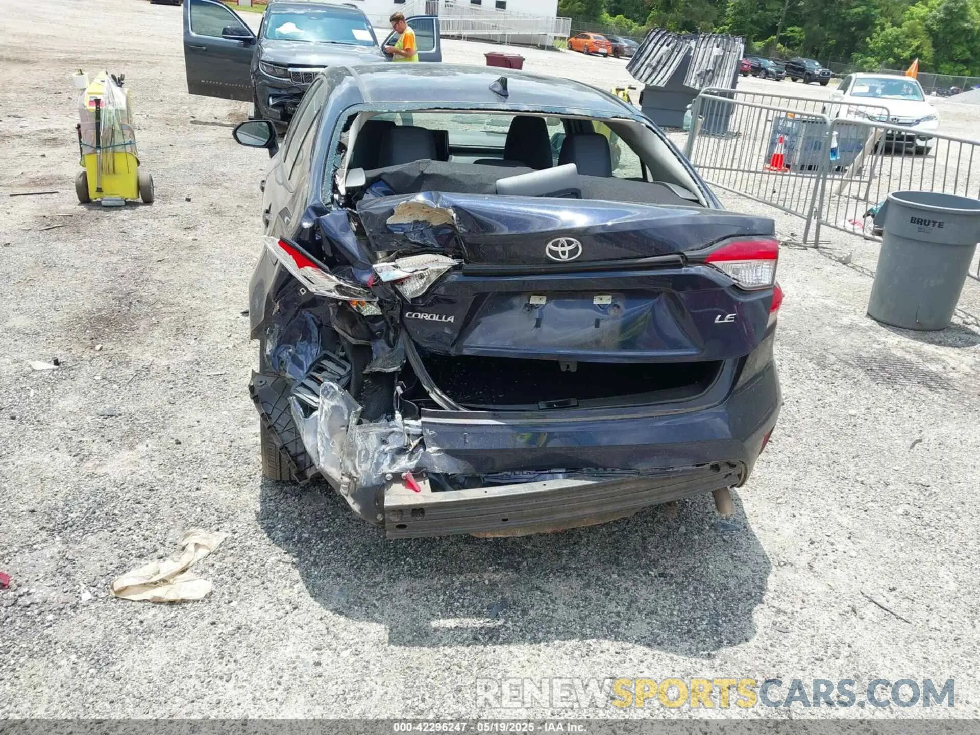6 Photograph of a damaged car 5YFB4MDE2PP036735 TOYOTA COROLLA 2023