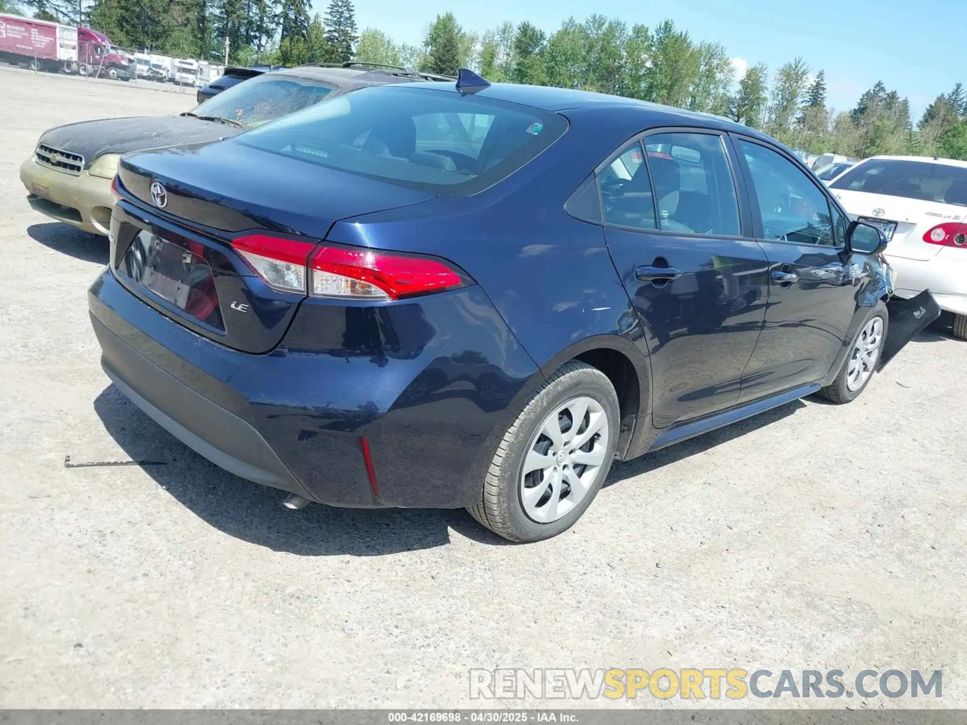 4 Photograph of a damaged car 5YFB4MDE2PP052532 TOYOTA COROLLA 2023